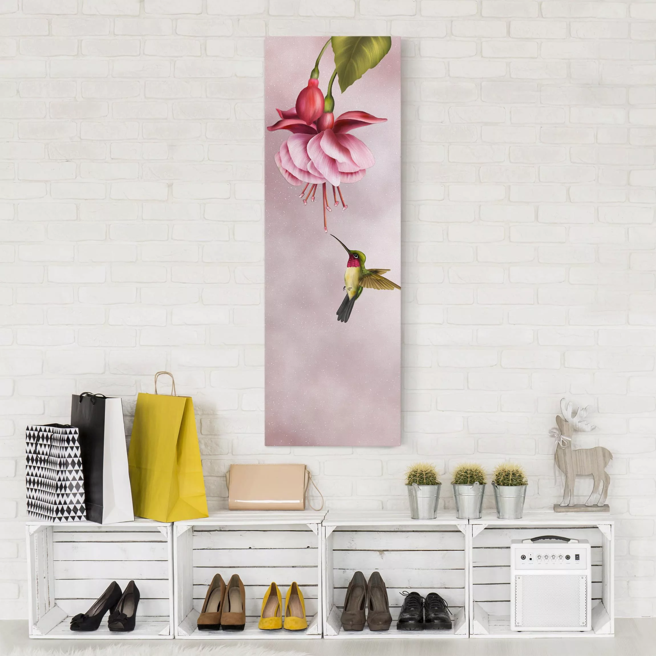 Leinwandbild Blumen - Hochformat Kolibri günstig online kaufen
