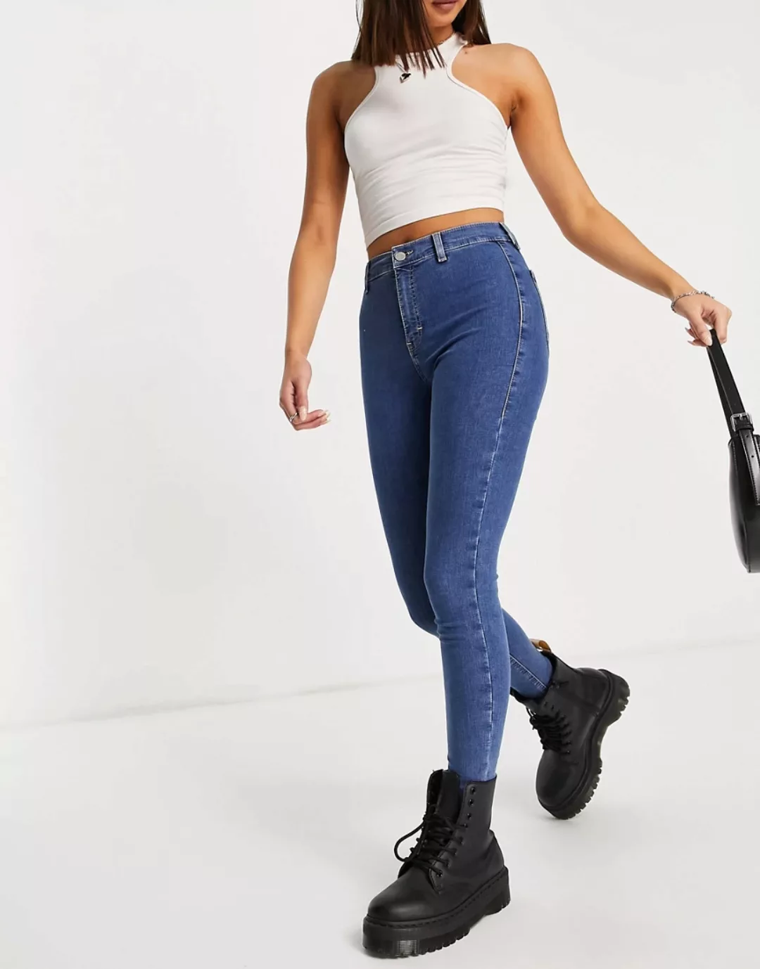 Topshop – Joni – Jeans aus einem recycelten Baumwollmix in mittlerer Waschu günstig online kaufen
