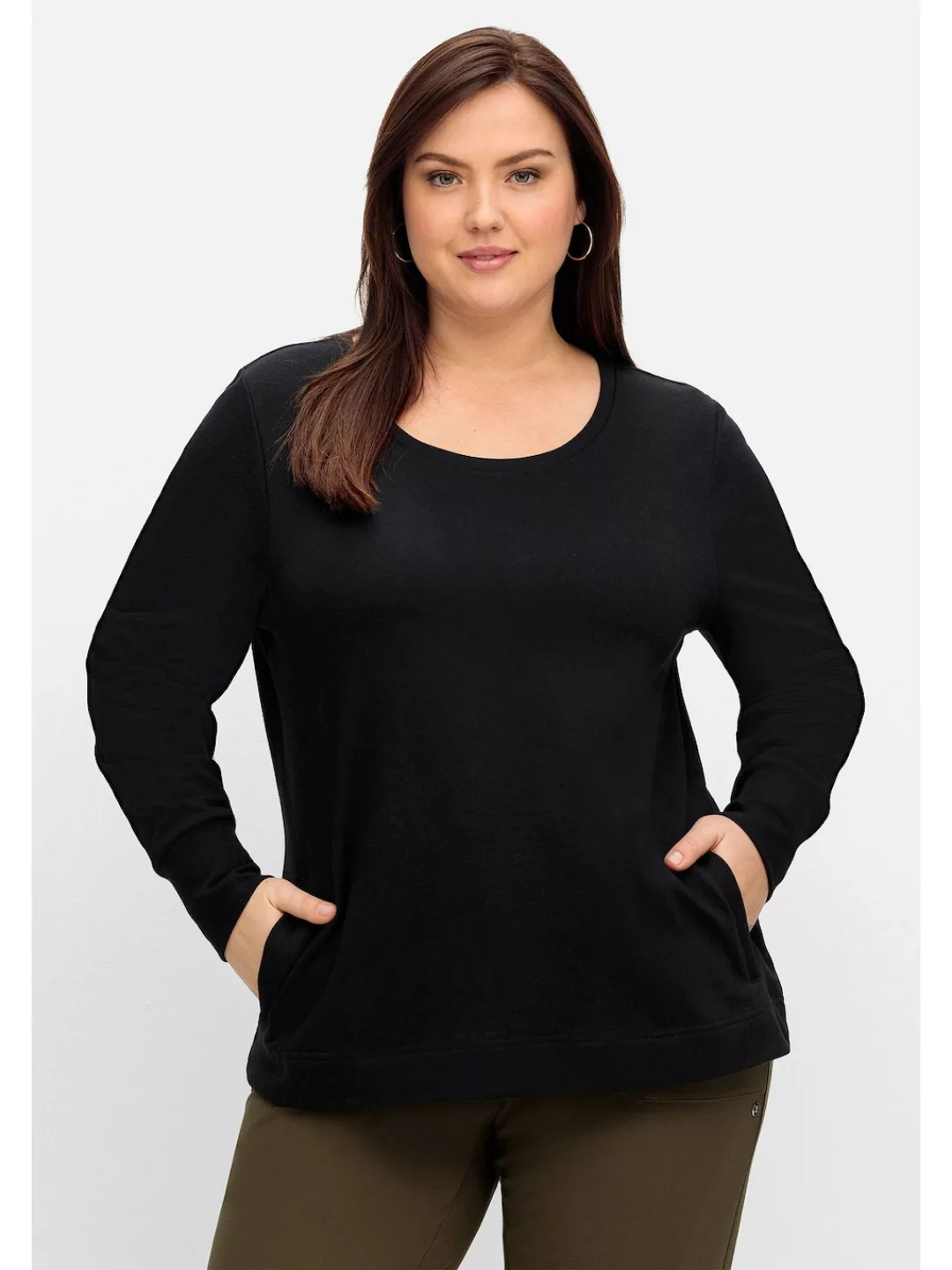 Sheego Sweatshirt "Große Größen", mit Taschen und tiefem Rundhalsausschnitt günstig online kaufen
