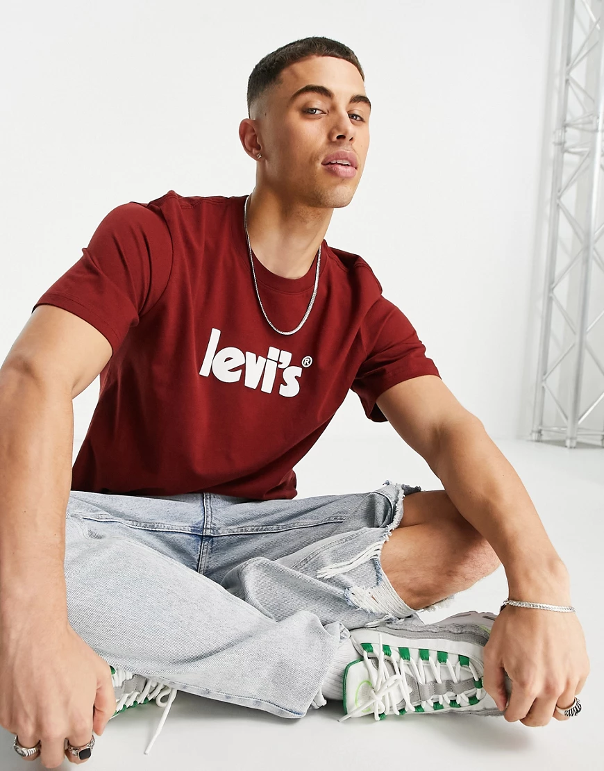 Levi's – T-Shirt in Burgunderrot mit Poster-Logo günstig online kaufen