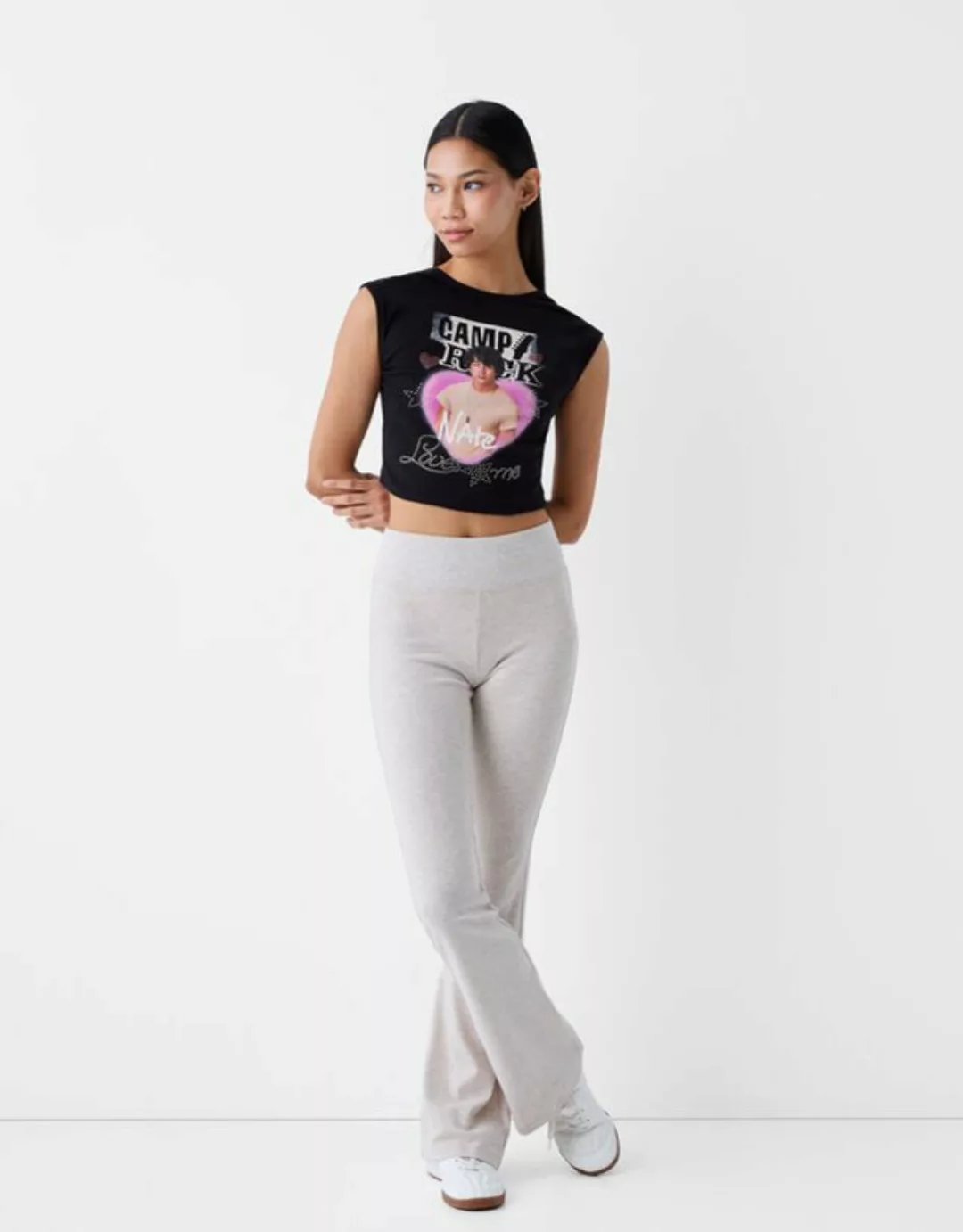 Bershka T-Shirt Camp Rock Mit Kurzen Ärmeln Damen Xs Schwarz günstig online kaufen