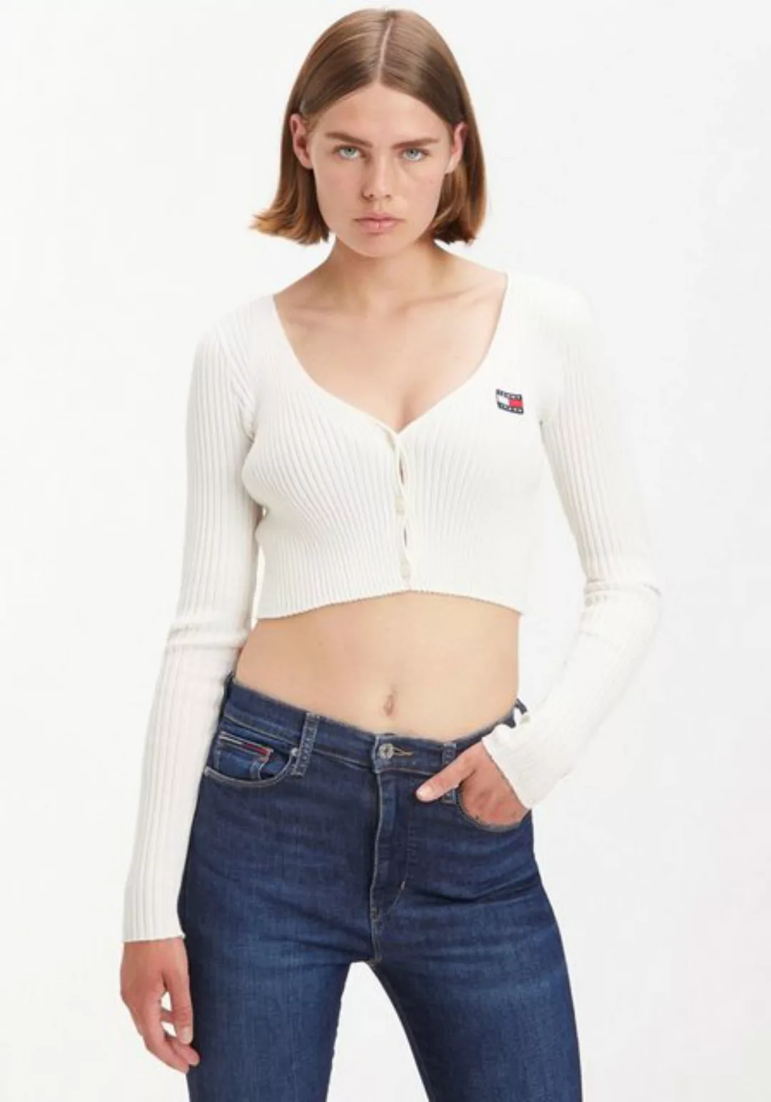 Tommy Jeans Strickjacke TJW BADGE RIB CARDI im kurzen Schnitt & mit Tommy J günstig online kaufen