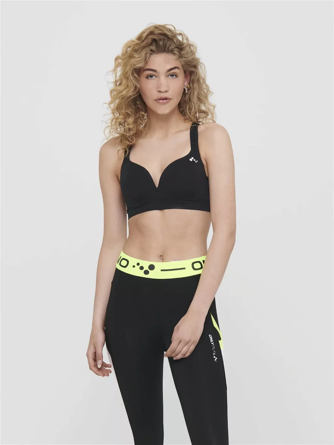 ONLY Play Sport-BH "ONPMARTINE CIR SPORTS BRA", mit eingearbeiteten Cups - günstig online kaufen