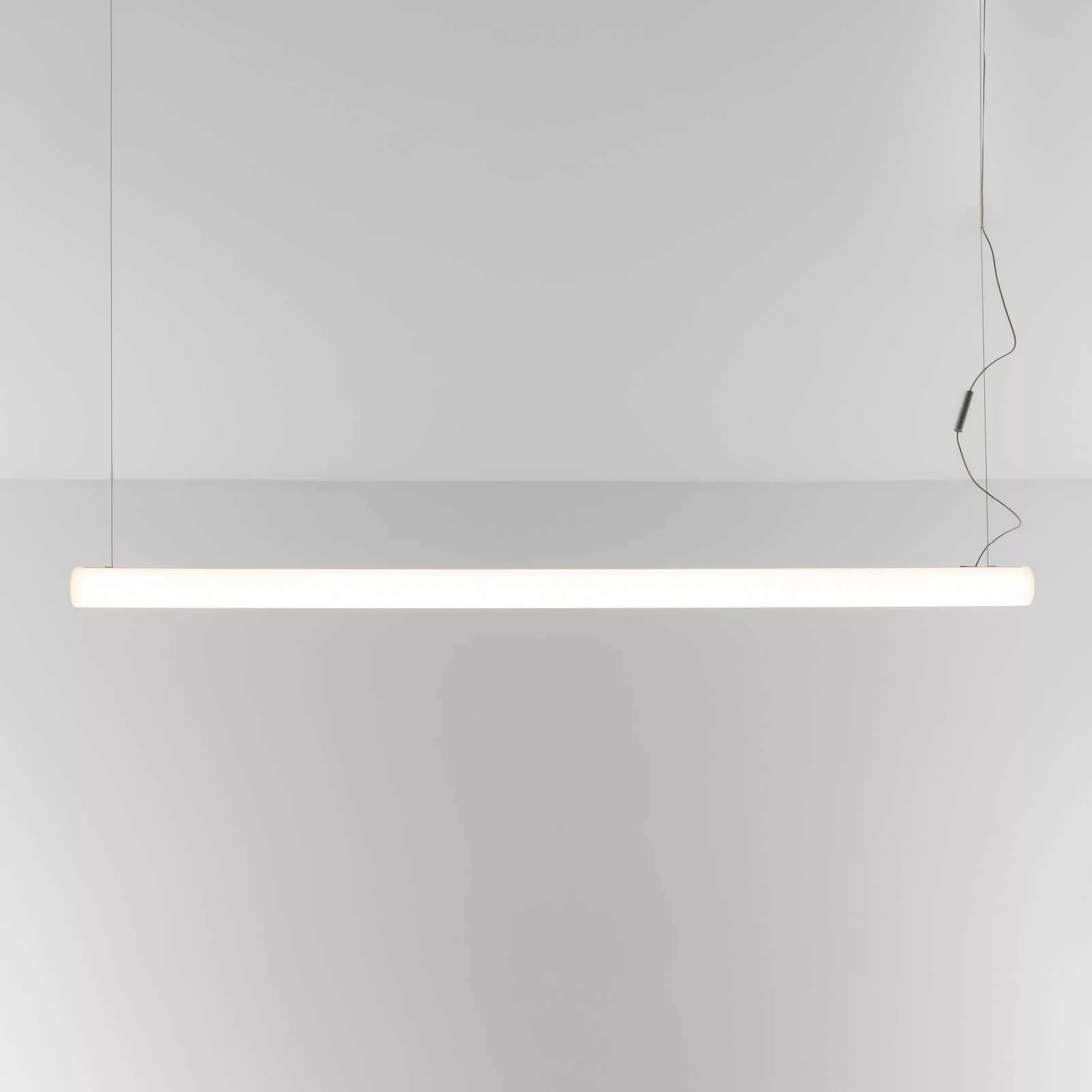 Artemide Alphabet of light linear via App 120 cm günstig online kaufen