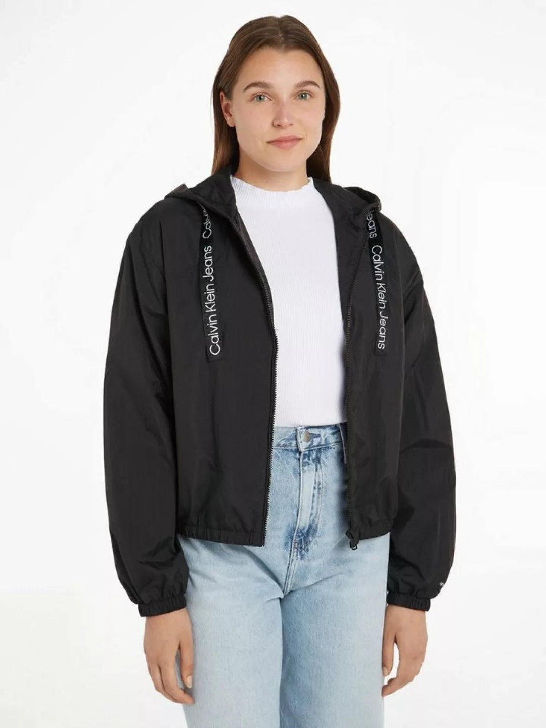 Calvin Klein Jeans Outdoorjacke LOGO DRAWSTRING WINDBREAKER mit Logoschrift günstig online kaufen