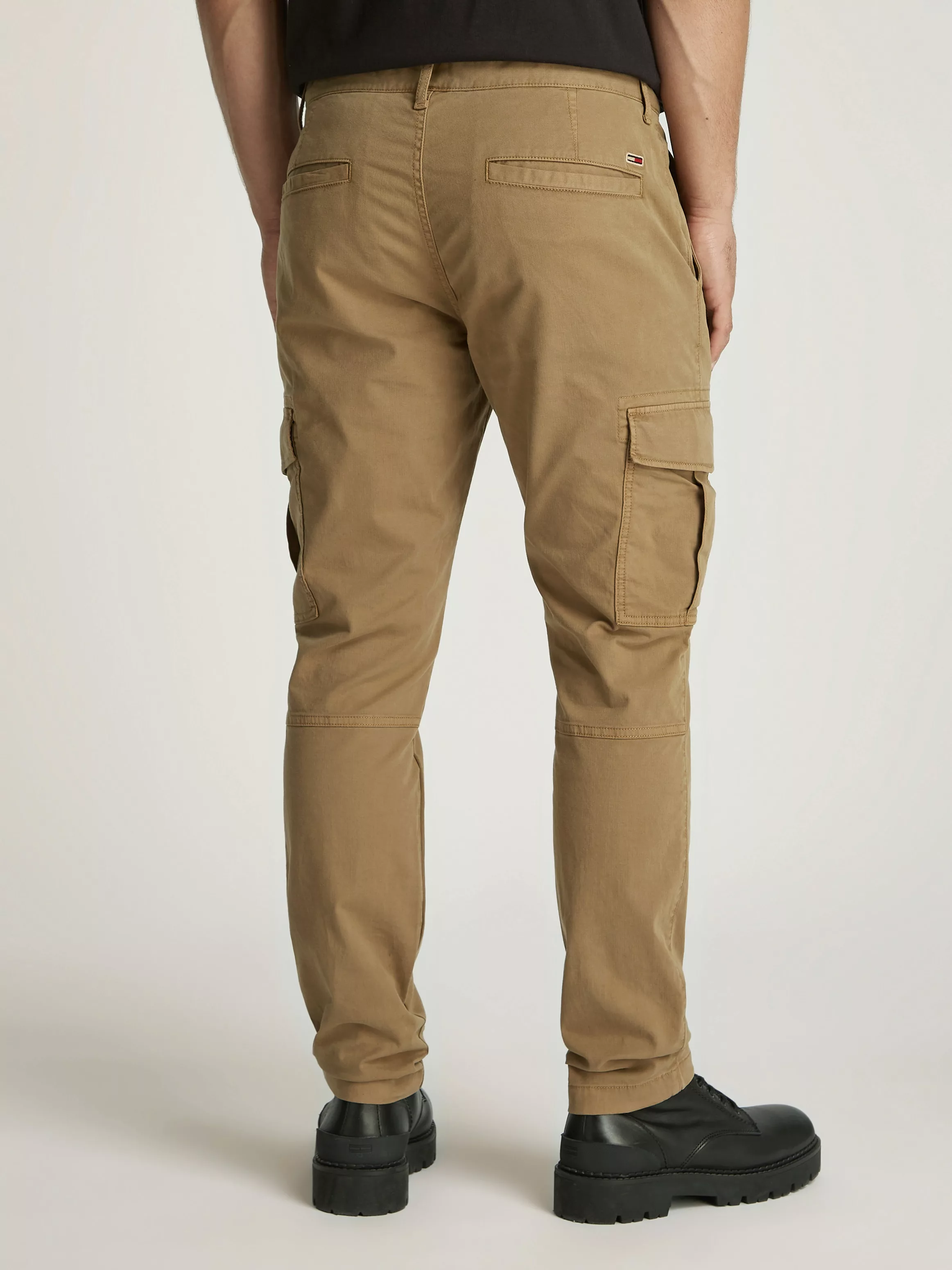 Tommy Jeans Cargohose TJM AUSTIN CARGO mit Logostickerei günstig online kaufen