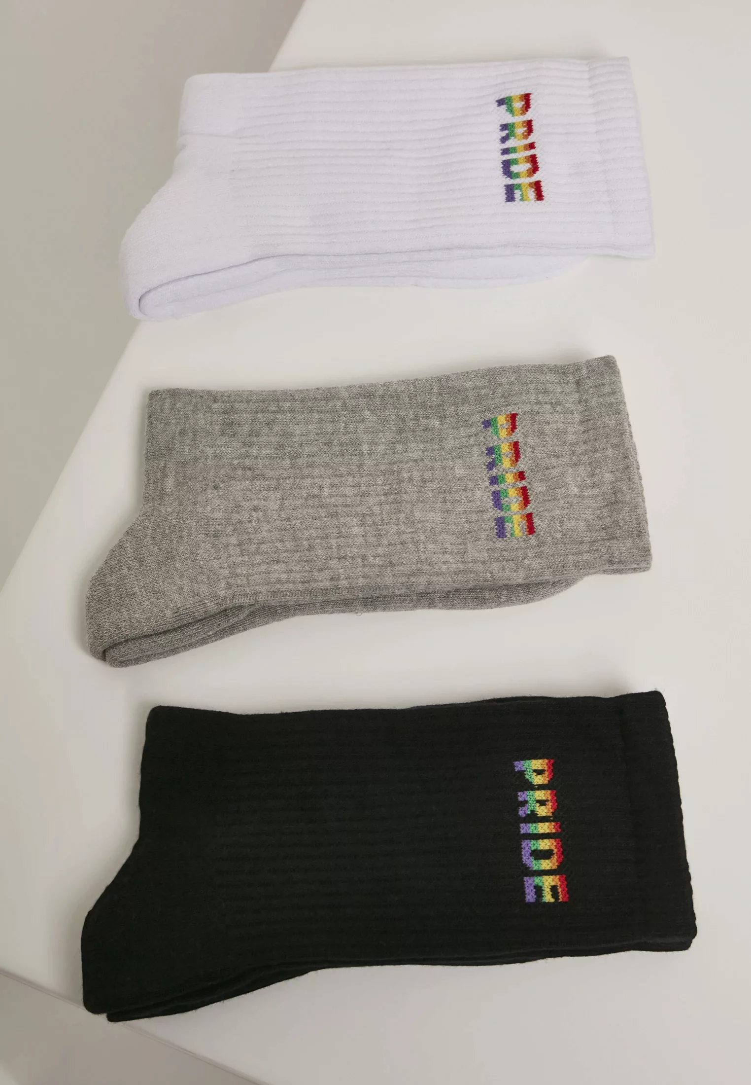 URBAN CLASSICS Strümpfe "Urban Classics Pride Socks 3-Pack", (1 Paar) günstig online kaufen