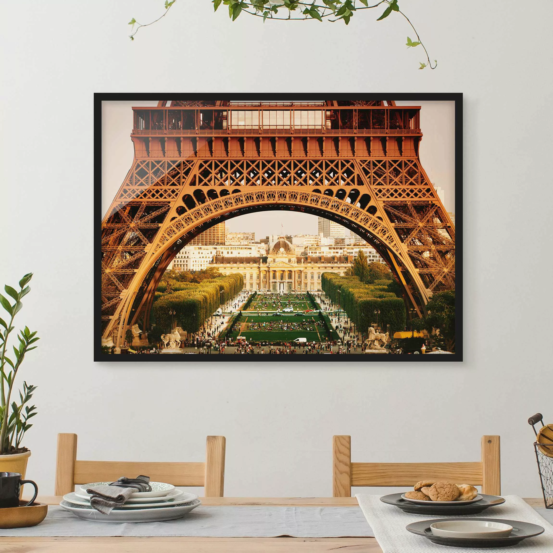 Bild mit Rahmen Architektur & Skyline - Querformat Französischer Ausblick günstig online kaufen