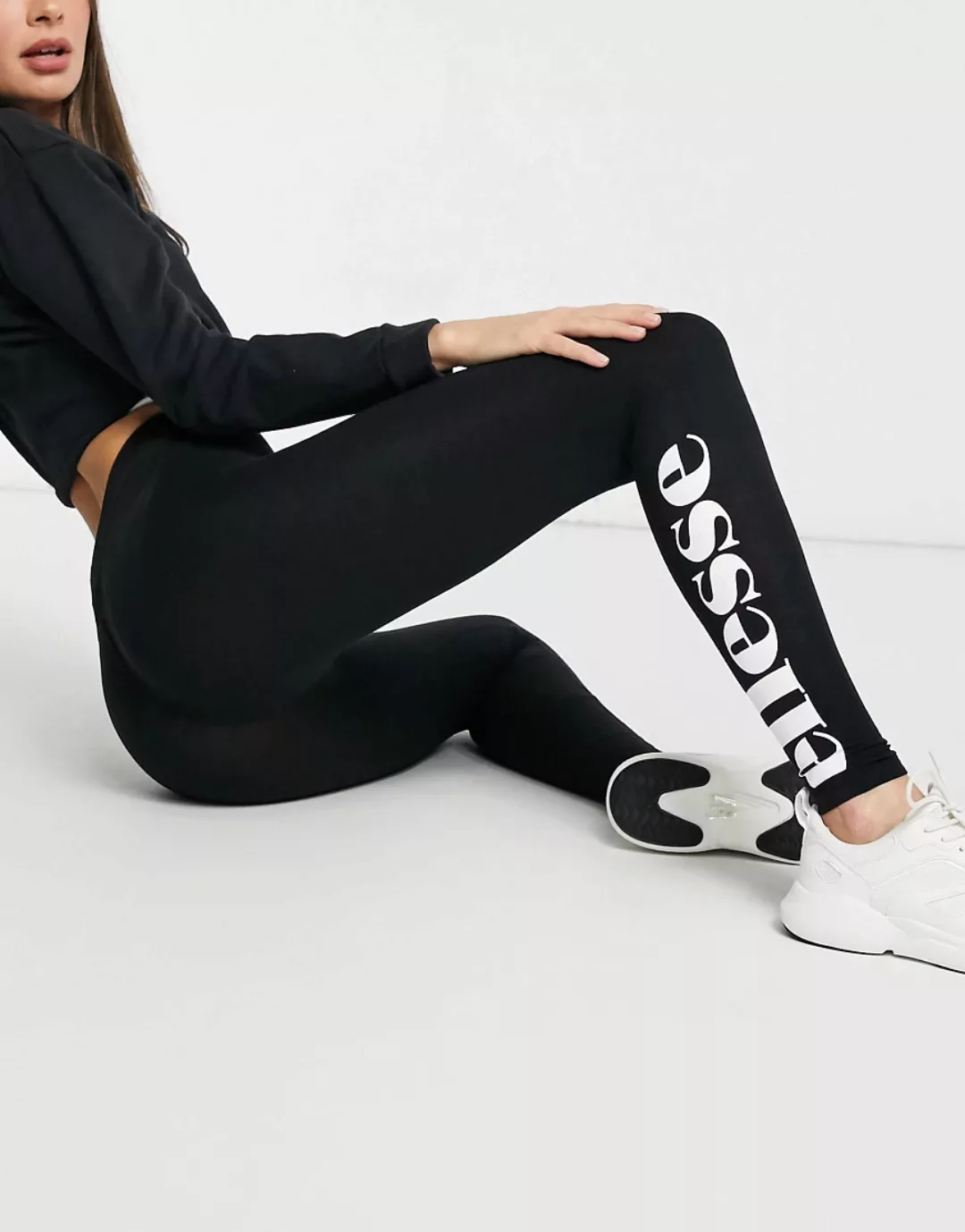 ellesse – Leggings mit Logo in Schwarz günstig online kaufen