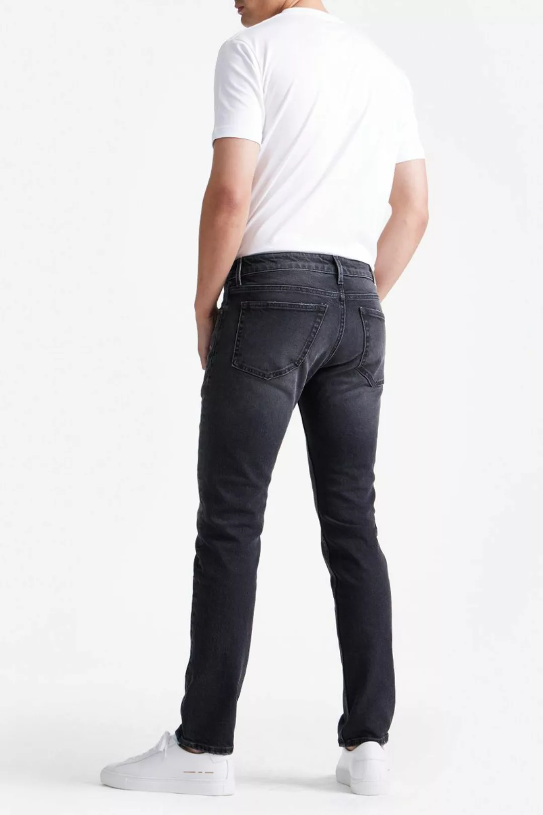 King Essentials The Jason Jeans Schwarz - Größe W 34 - L 30 günstig online kaufen