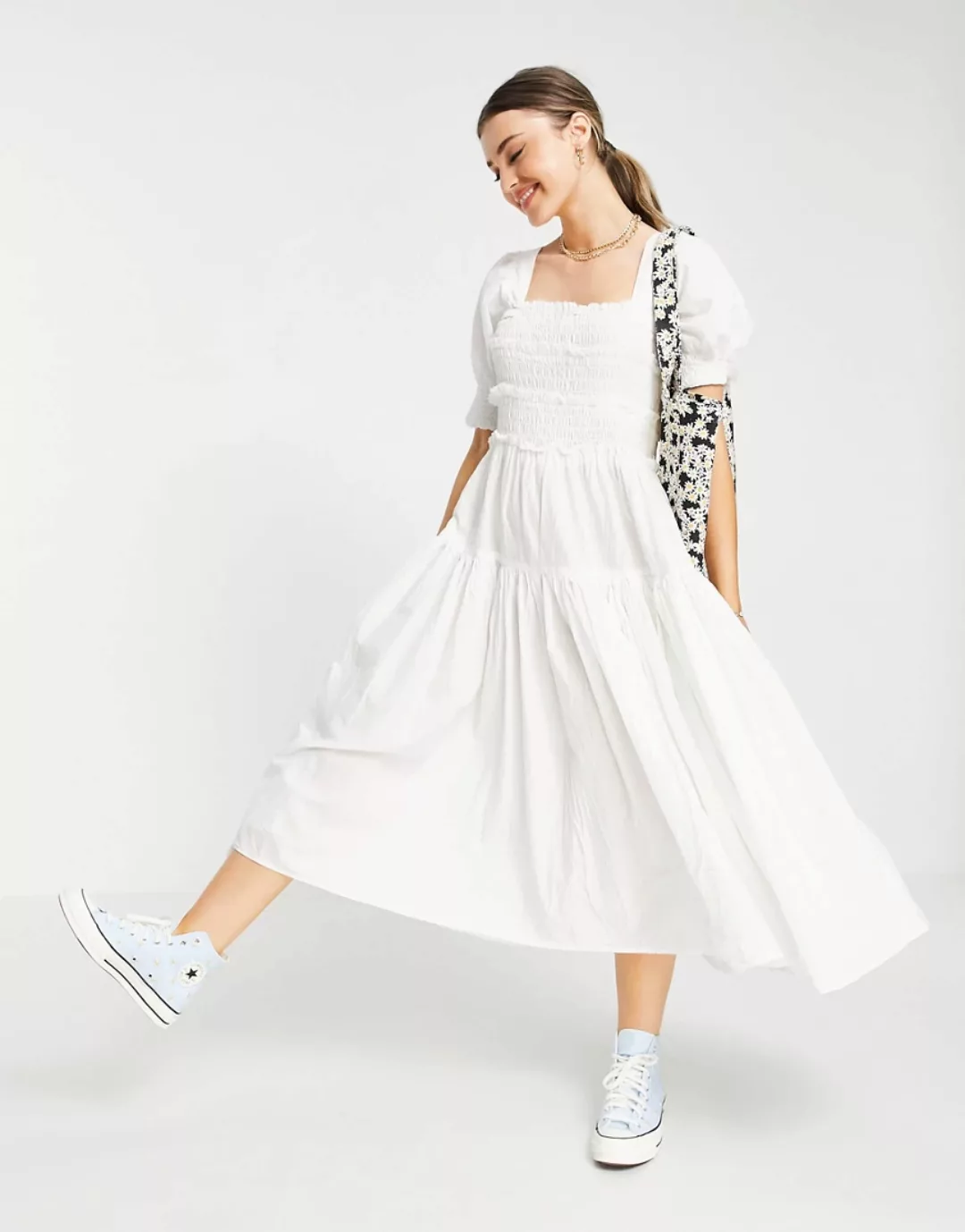 ASOS DESIGN – Gesmoktes Midi-Skater-Kleid mit eckigem Ausschnitt und offenk günstig online kaufen