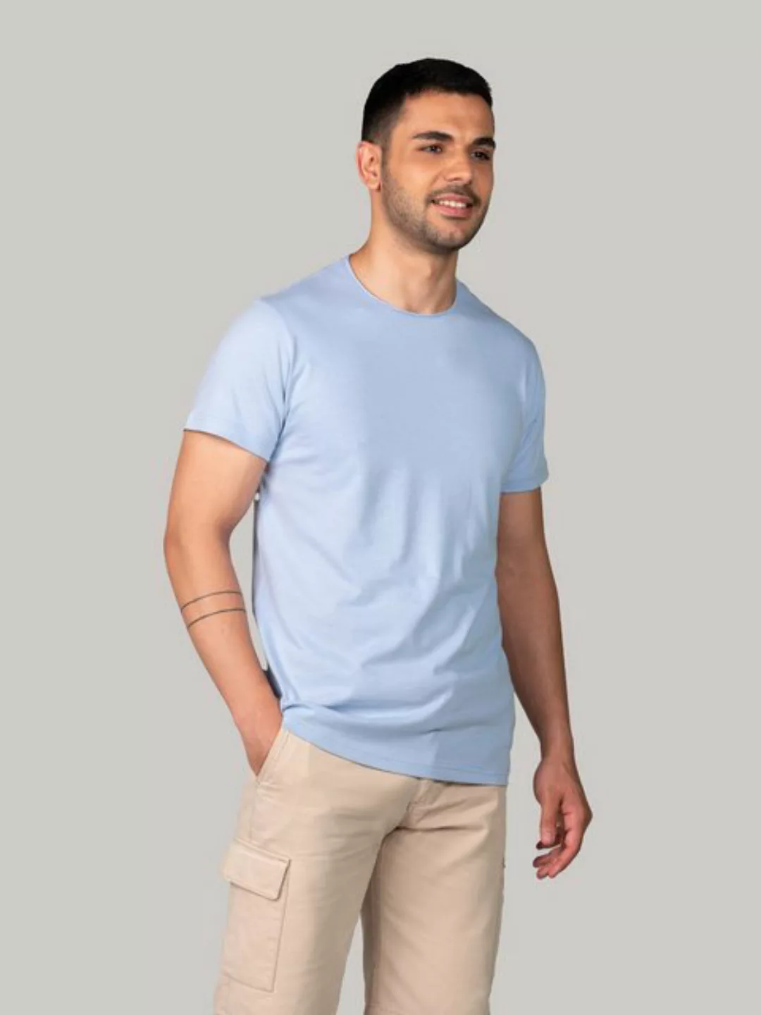 BLUVERD Kurzarmshirt Geschnittenes Basic-T-Shirt mit Rundhalsausschnitt günstig online kaufen