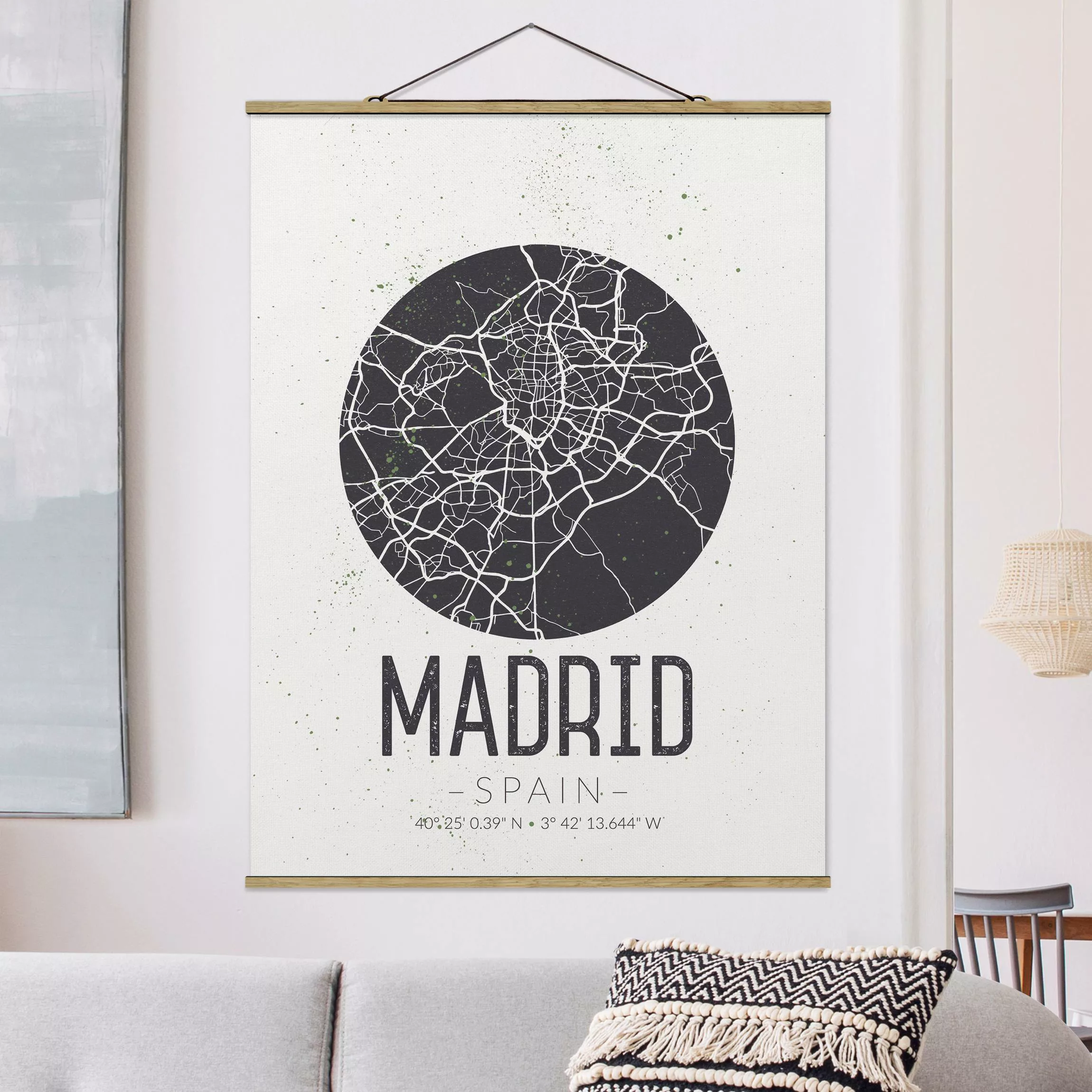 Stoffbild Karten mit Posterleisten - Hochformat Stadtplan Madrid - Retro günstig online kaufen