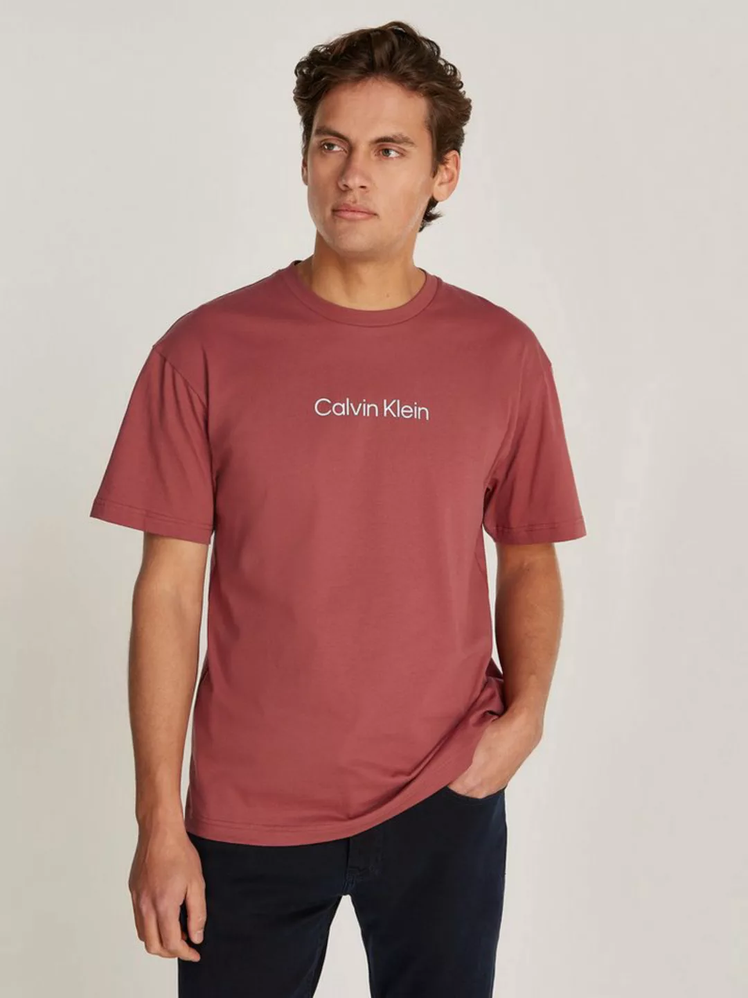 Calvin Klein T-Shirt HERO LOGO COMFORT T-SHIRT mit aufgedrucktem Markenlabe günstig online kaufen