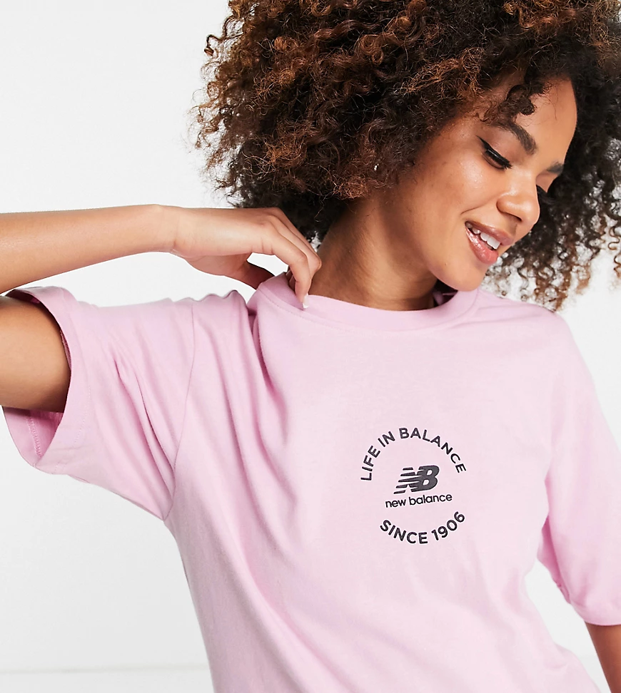 New Balance – T-Shirt in Rosa mit „Life in Balance“-Print günstig online kaufen