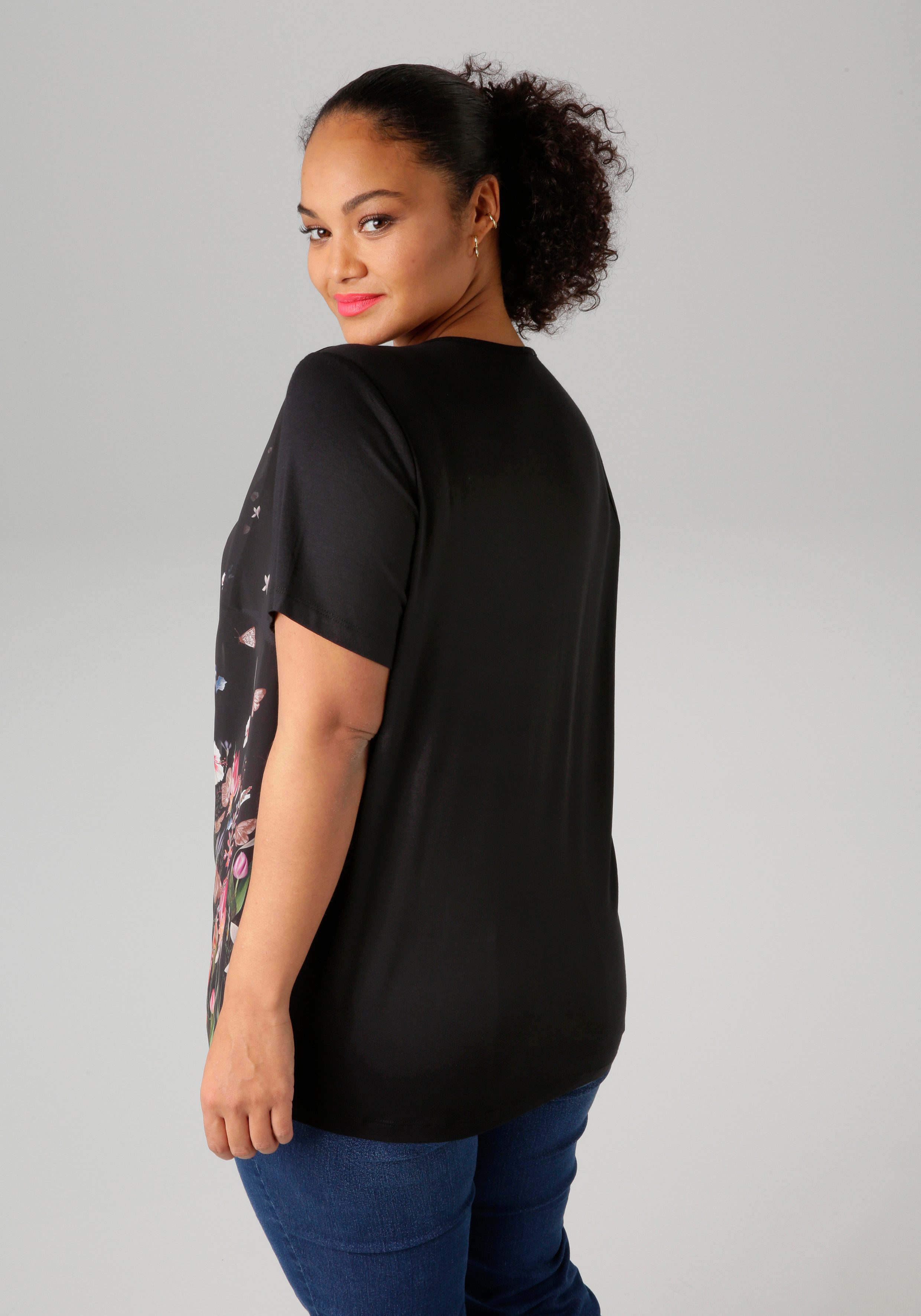 Aniston PLUS Shirtbluse, mit farbenfroher Blumenwiese bedruckt günstig online kaufen