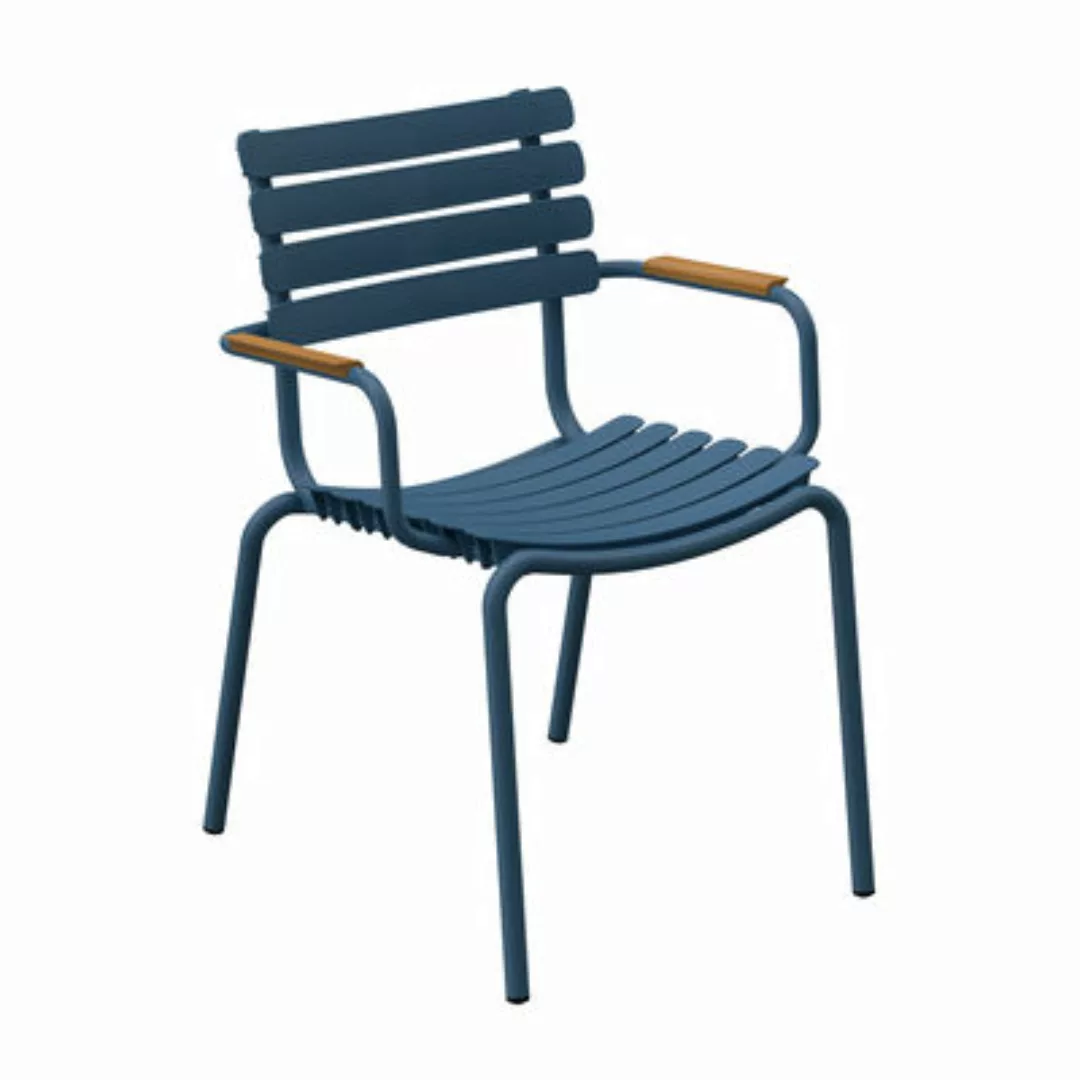 Stapelbarer Sessel ReCLIPS plastikmaterial blau / Armlehnen Bambus - Recycl günstig online kaufen