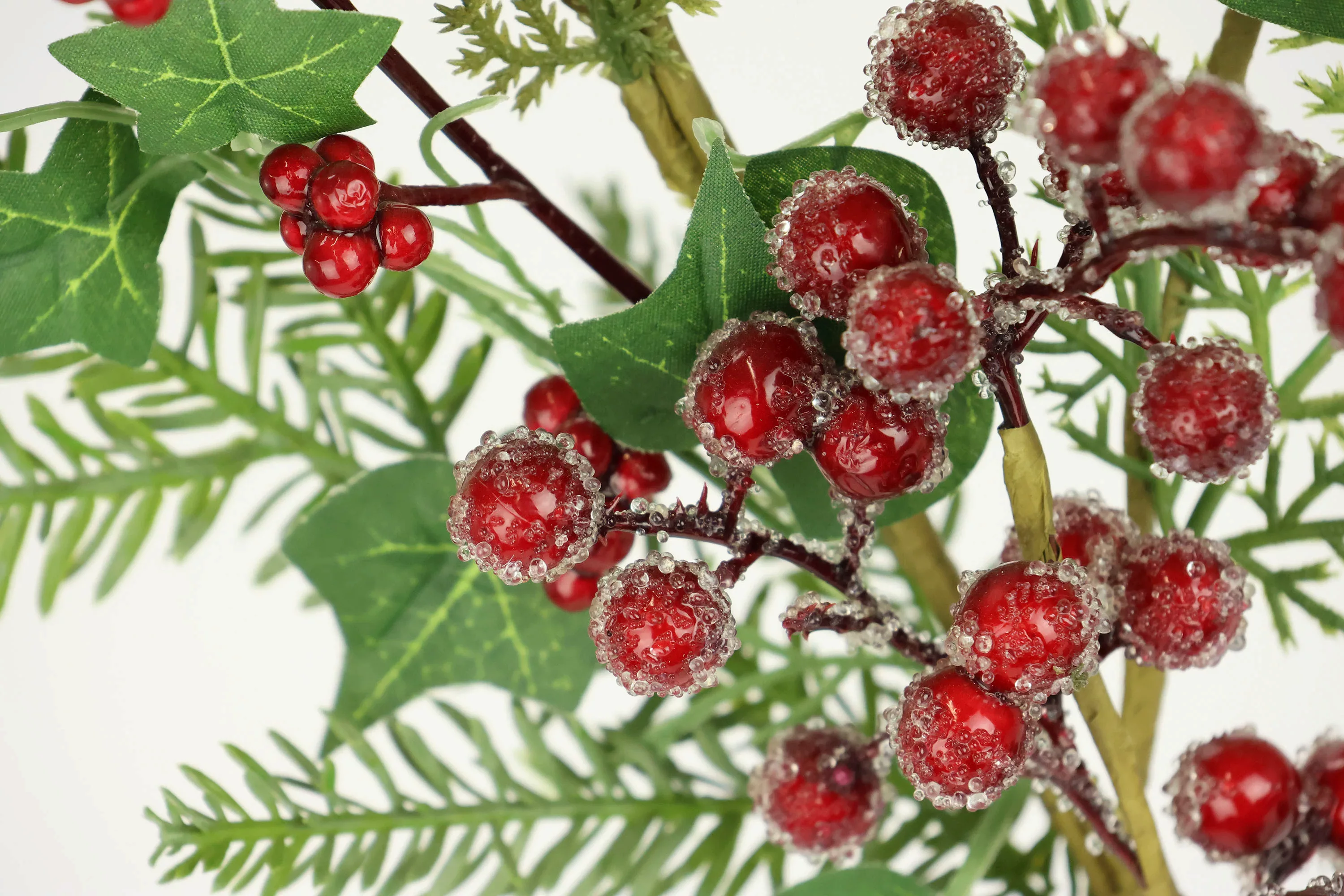 I.GE.A. Kunstzweig "Weihnachtszweig Tanne/Beeren/Efeu/Thuja", 2er Set Künst günstig online kaufen