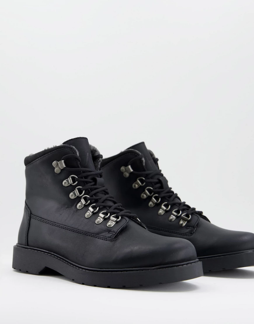 Selected Homme – Wanderstiefel in Schwarz mit Teddyfutter günstig online kaufen