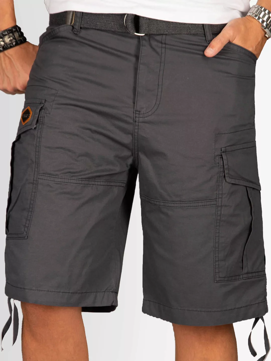 Alessandro Salvarini Cargoshorts "ASLeon", inklusive passendem Gürtel günstig online kaufen