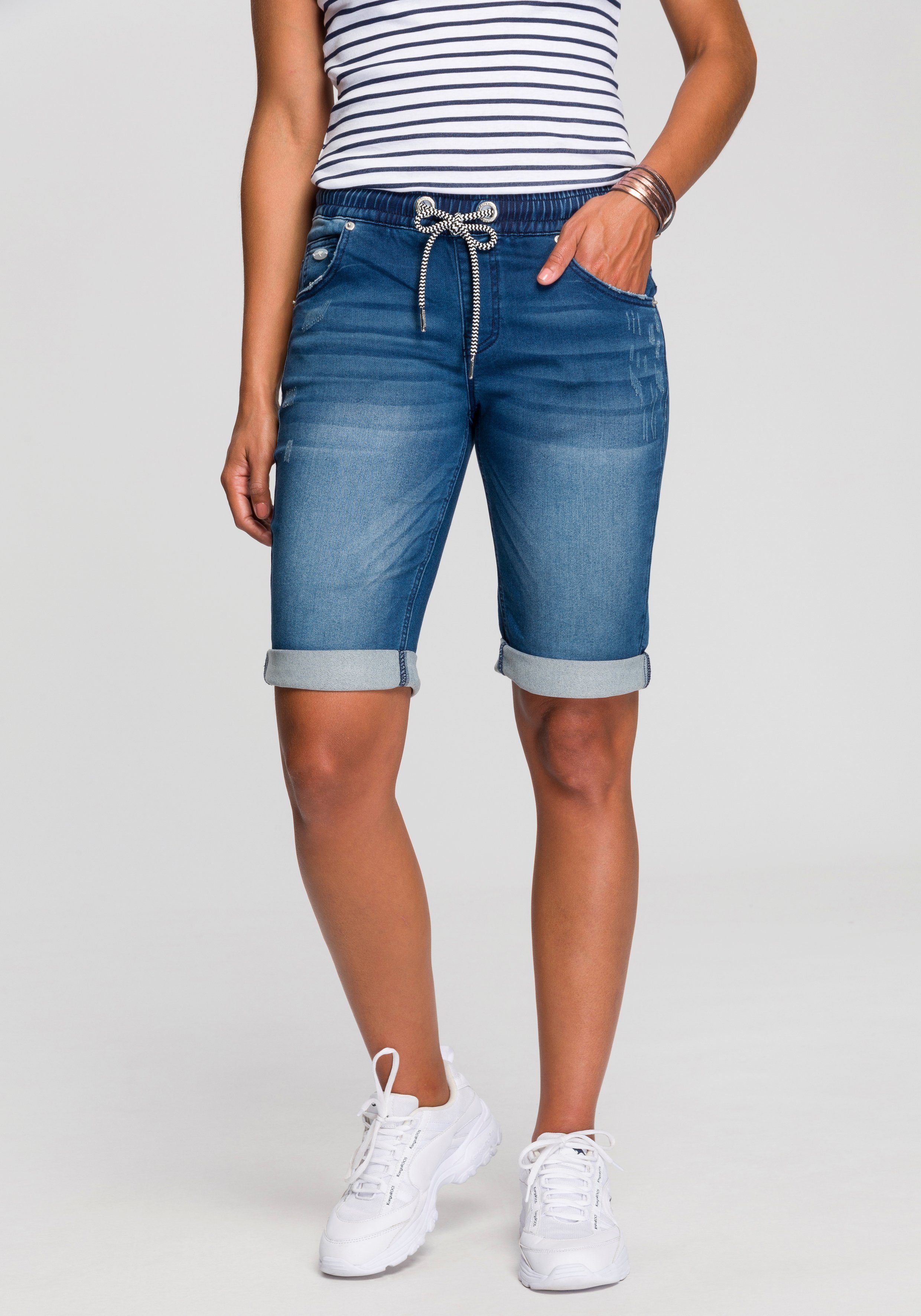 KangaROOS Jogg-Jeansbermudas gerade Beinform, Used-Waschung und günstig online kaufen