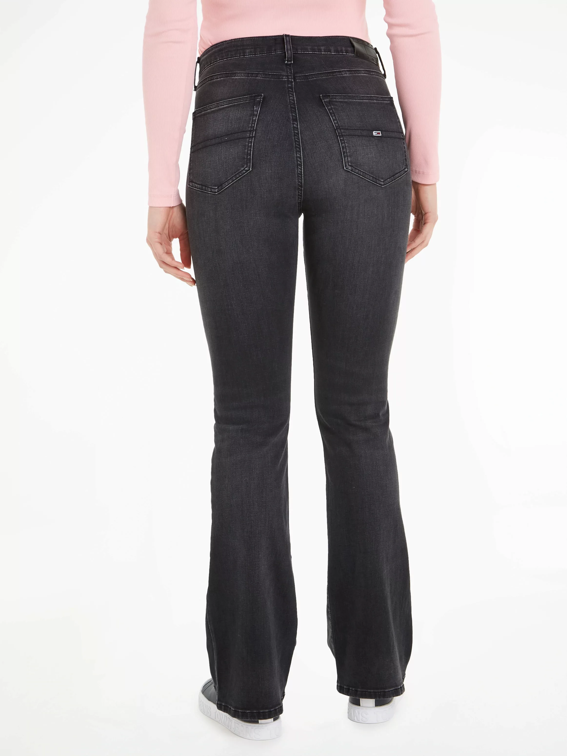 Tommy Jeans Bequeme Jeans "Sylvia", mit Markenlabel günstig online kaufen