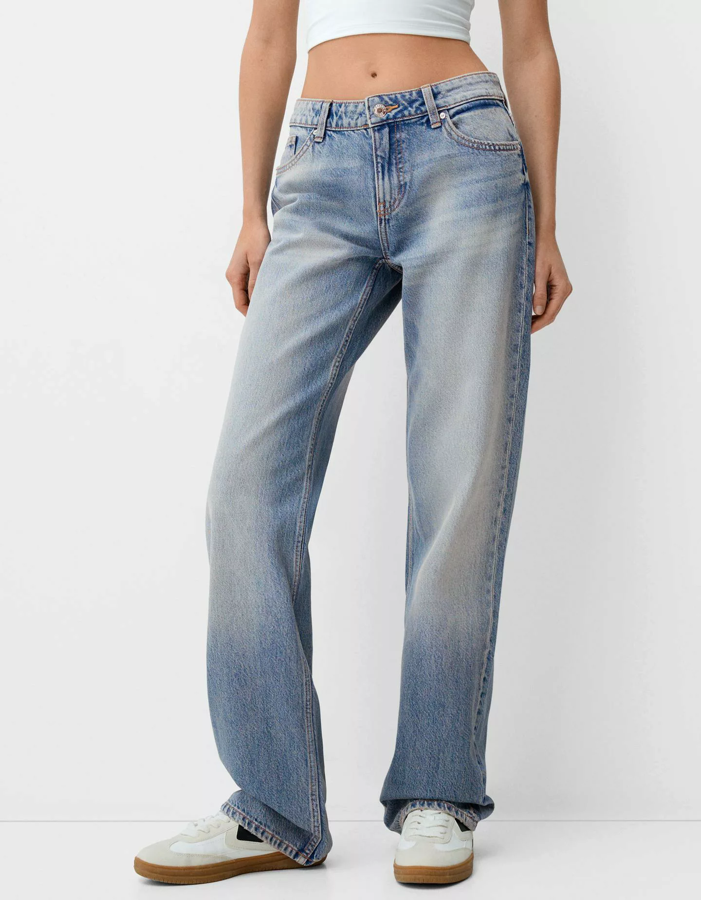 Bershka Jeans Im Straight-Fit Mit Tiefem Bund Damen 34 Ausgewaschenes Blau günstig online kaufen