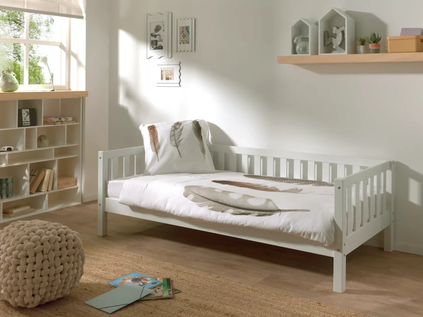 Natur24 Bett Kojen Bett mit Sprossenumrandung mit Rolllattenrost in Weiß günstig online kaufen