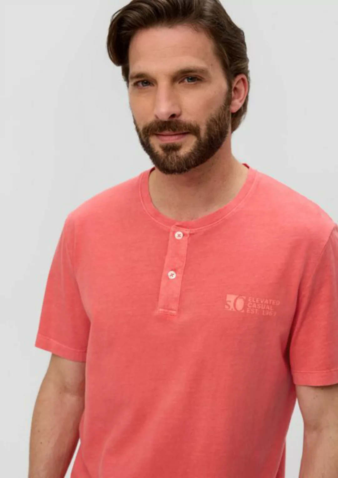 s.Oliver Kurzarmshirt T-Shirt mit Garment Dye und Henley-Ausschnitt Garment günstig online kaufen