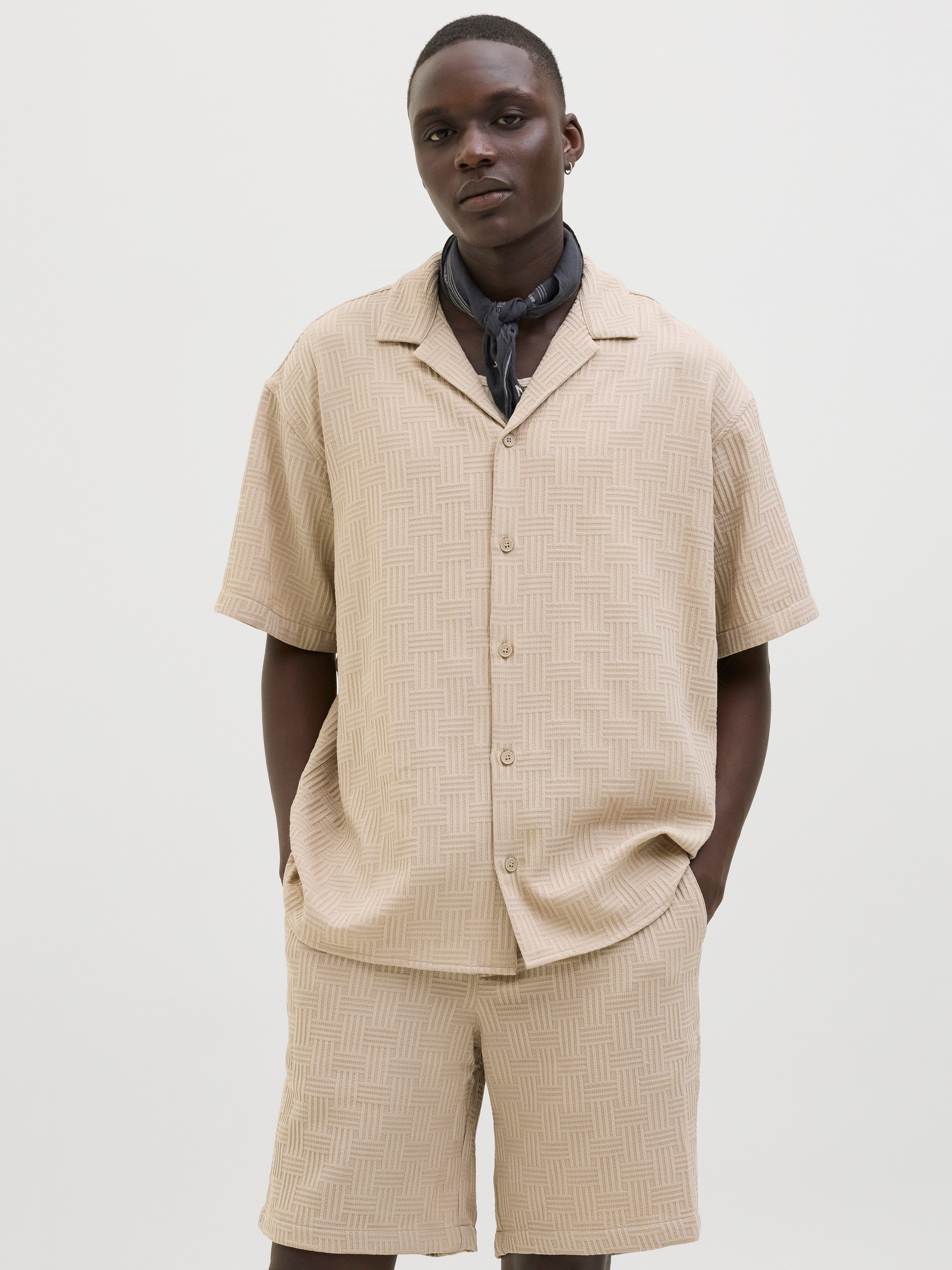 Jack & Jones Kurzarmhemd JJEMATTEO RESORT günstig online kaufen