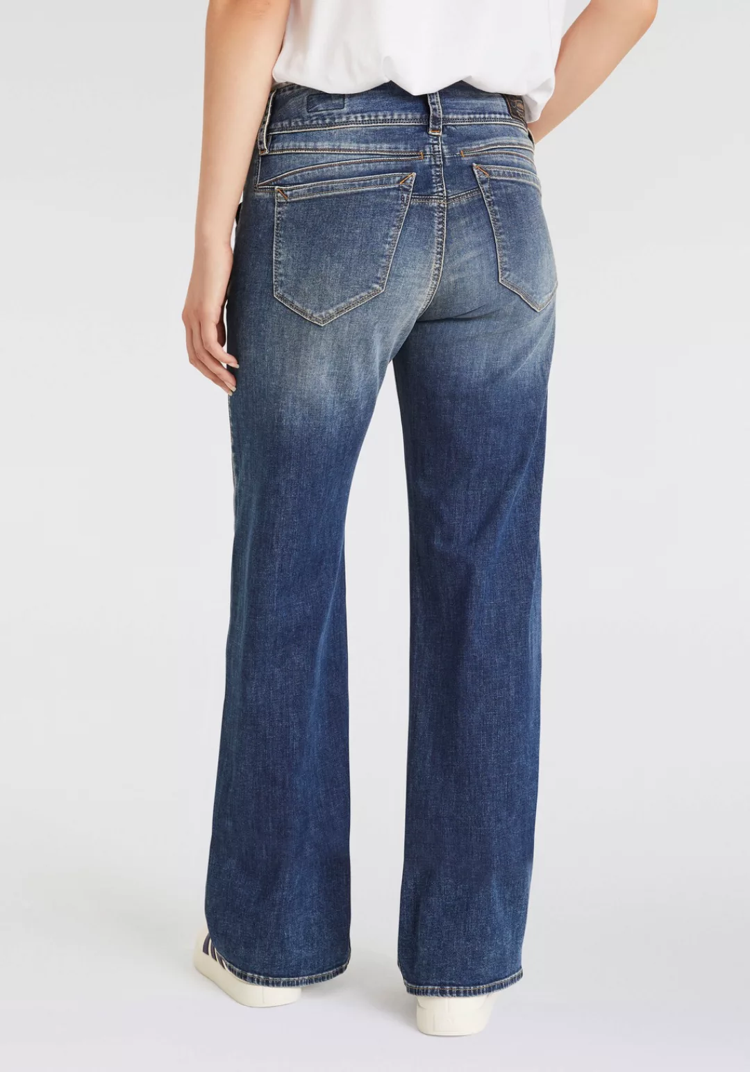 Herrlicher Bootcut-Jeans "Prime New Recycled Denim Light", mit Stretch günstig online kaufen