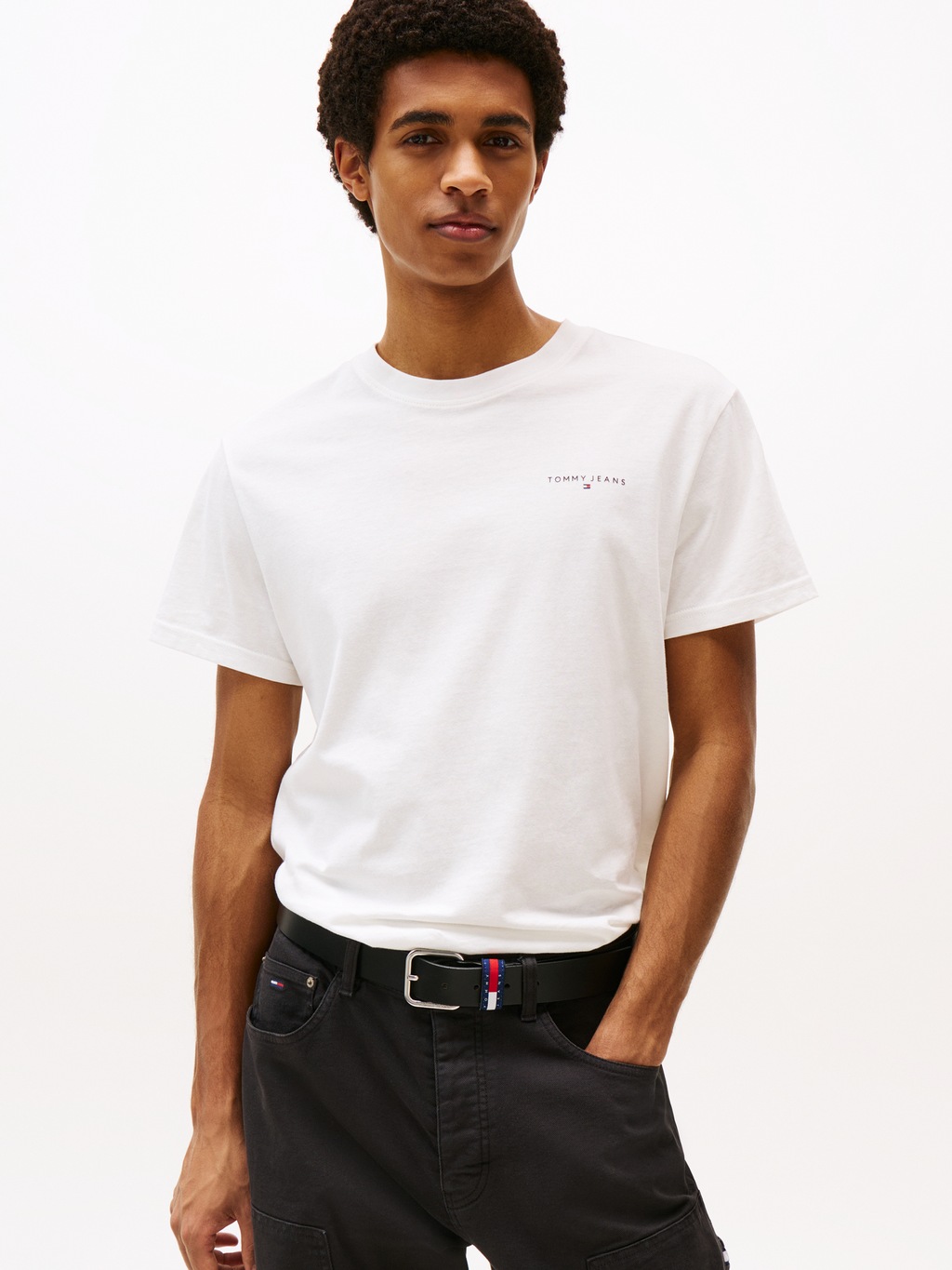 Tommy Jeans T-Shirt "TJM SLIM LINEAR CHEST TEE EXT", Mit Rundhalsausschnitt günstig online kaufen