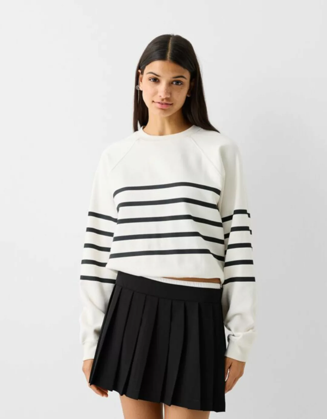 Bershka Sweatshirt Mit Raglanärmeln Damen S Weiss / Schwarz günstig online kaufen