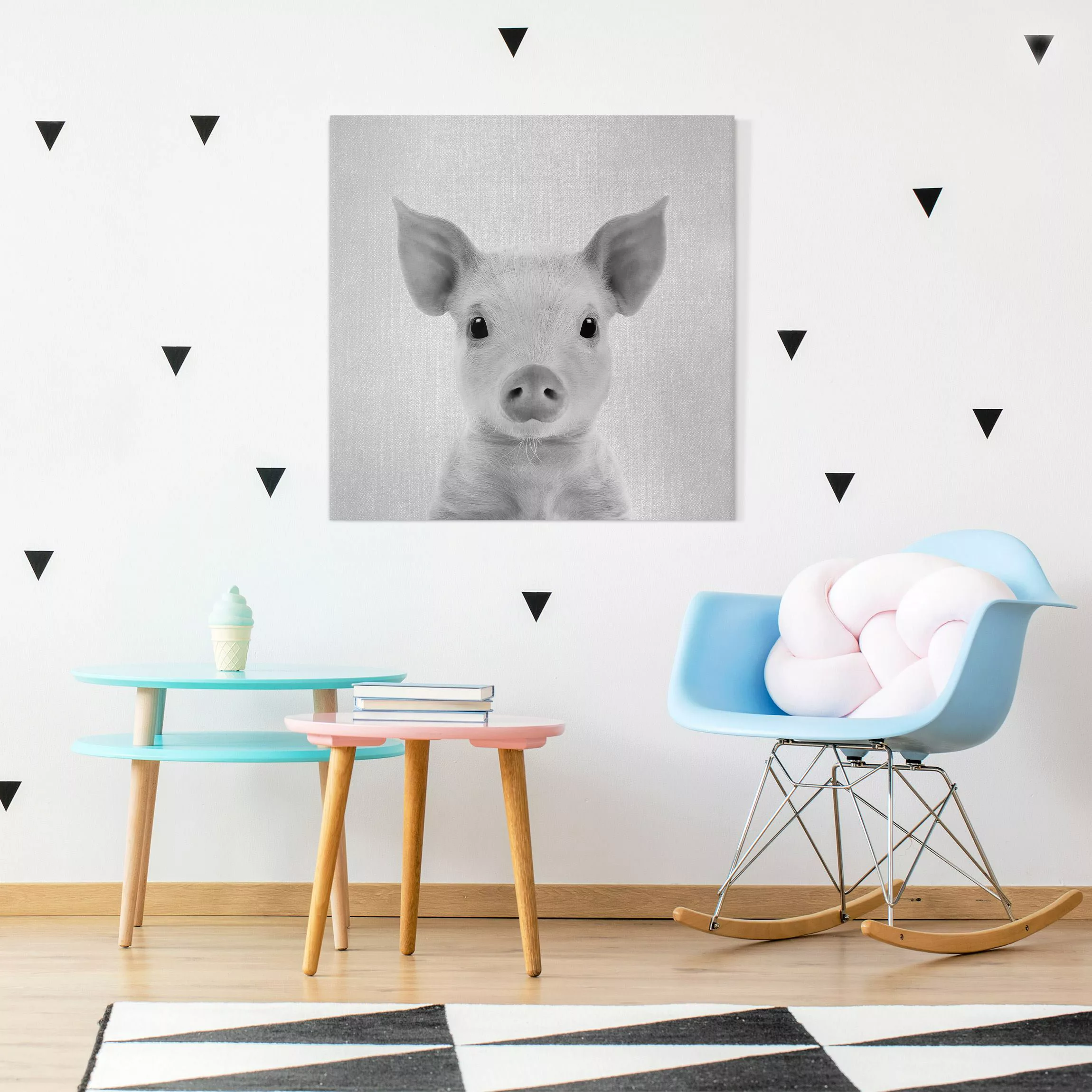 Leinwandbild Baby Ferkel Fips Schwarz Weiß günstig online kaufen