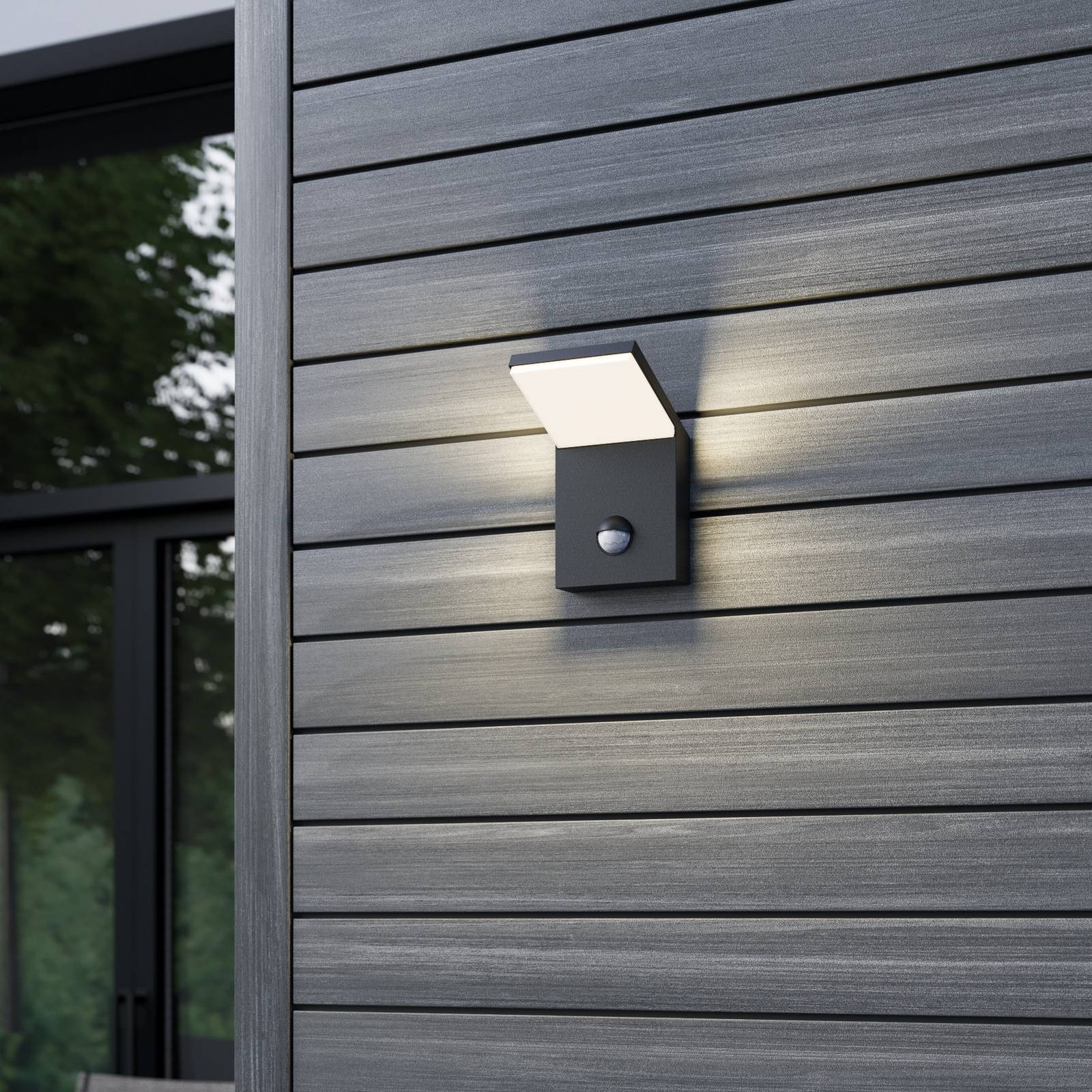 LED-Außenwandleuchte Nevio mit Bewegungssensor günstig online kaufen