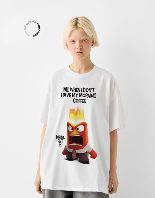 Bershka Oversize-T-Shirt Inside Out 2 Mit Kurzen Ärmeln Damen M Grbrochenes günstig online kaufen
