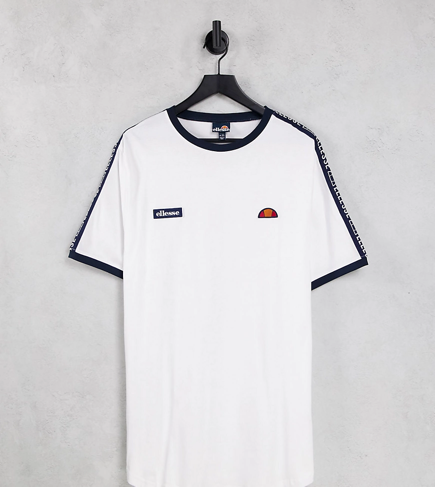 ellesse Plus – Fede – T-Shirt in Weiß mit Zierband im Markendesign günstig online kaufen