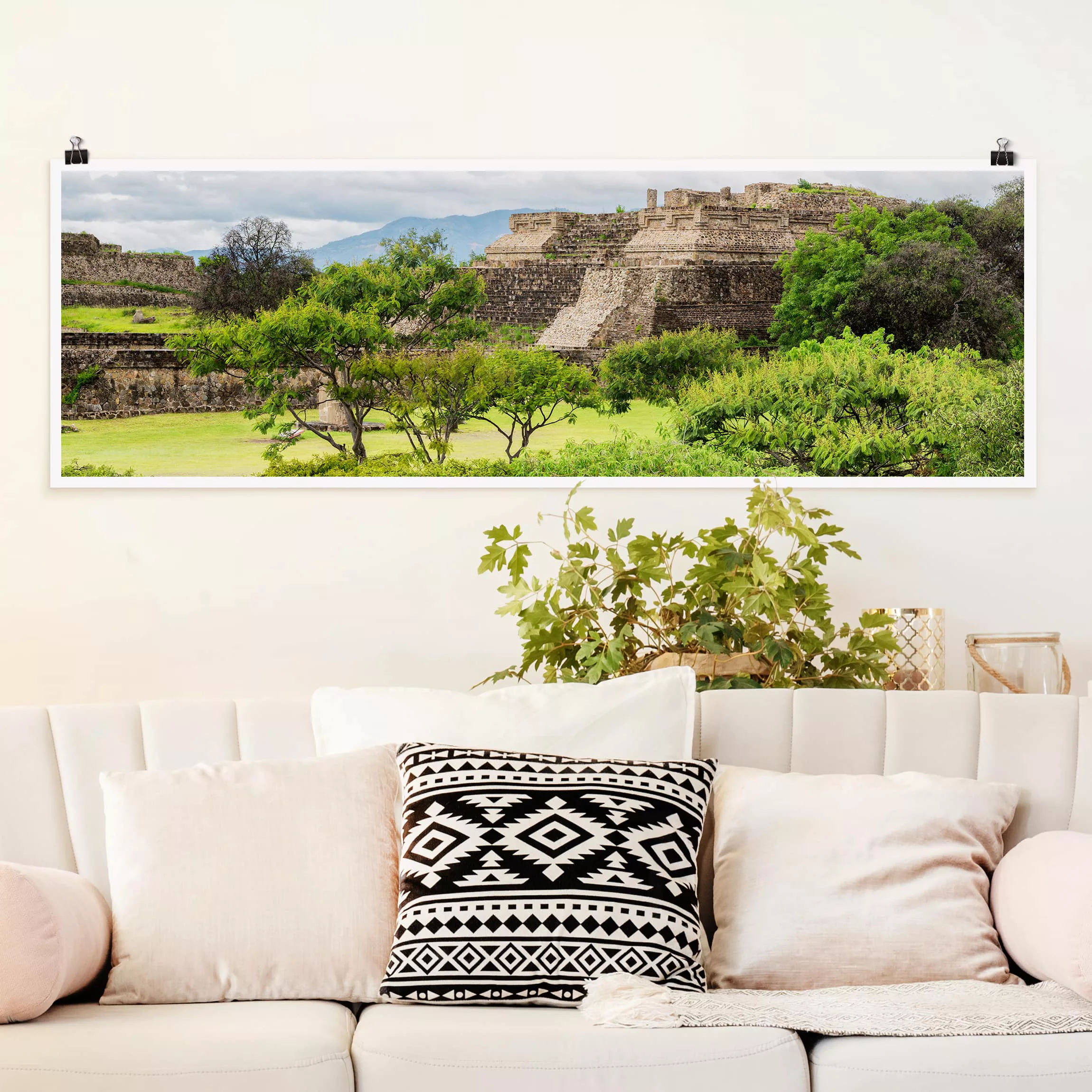 Panorama Poster Natur & Landschaft Pyramide von Monte Alban günstig online kaufen