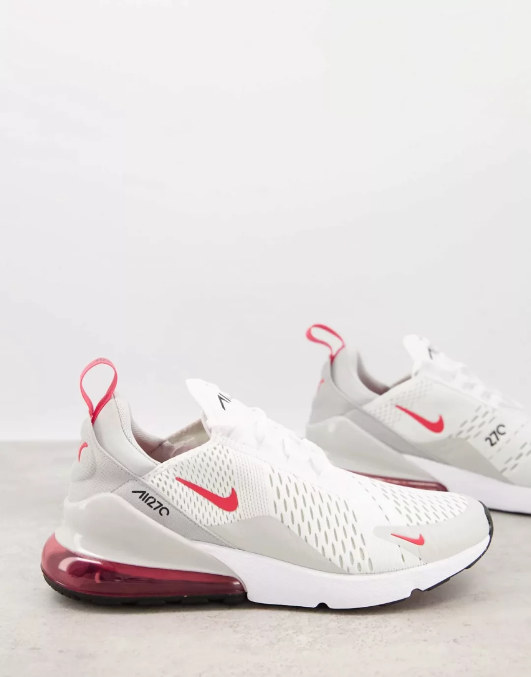 Nike – Air Max 270 Essential – Weiße Sneaker günstig online kaufen