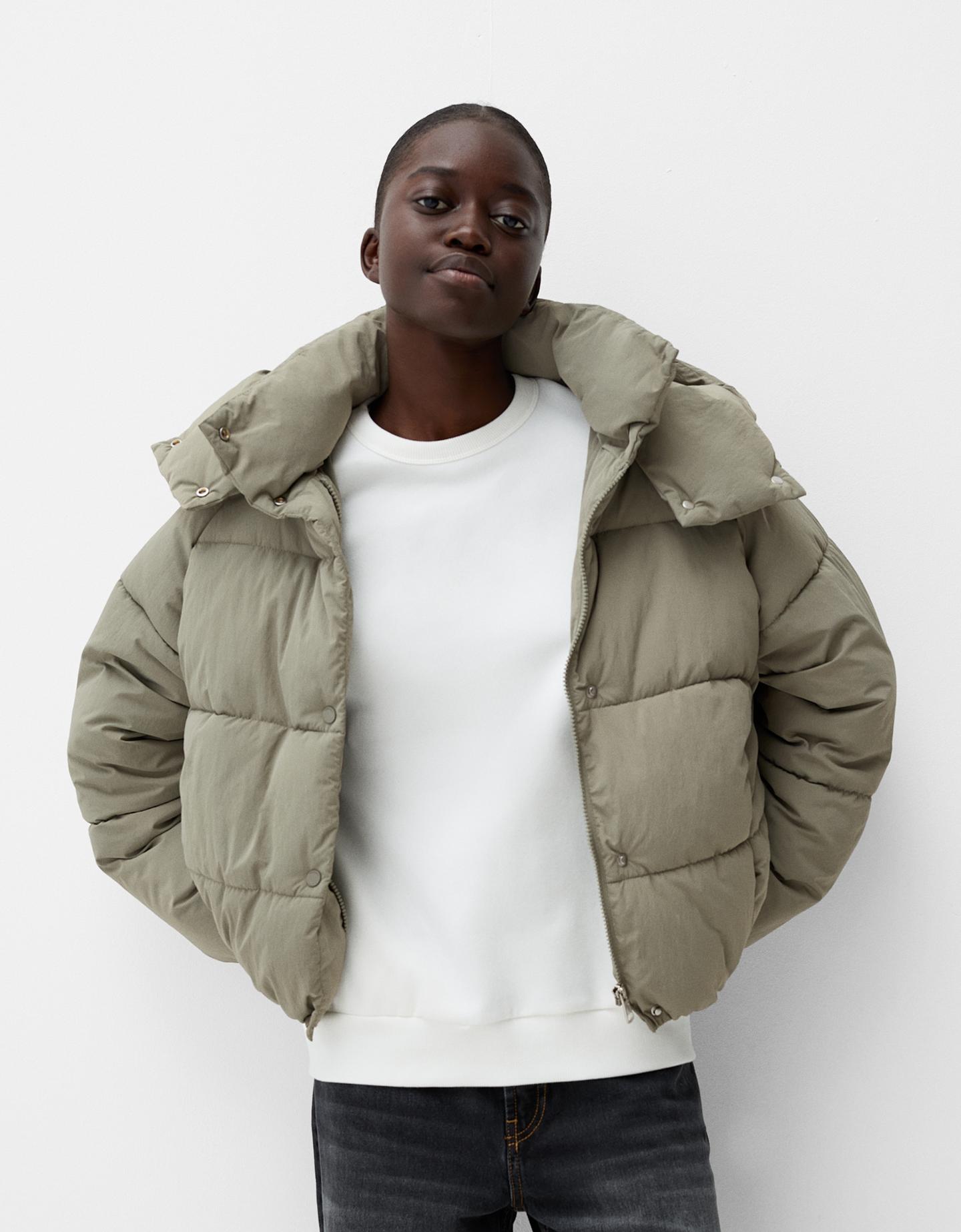 Bershka Puffjacke Mit Kapuze Damen M Khaki günstig online kaufen