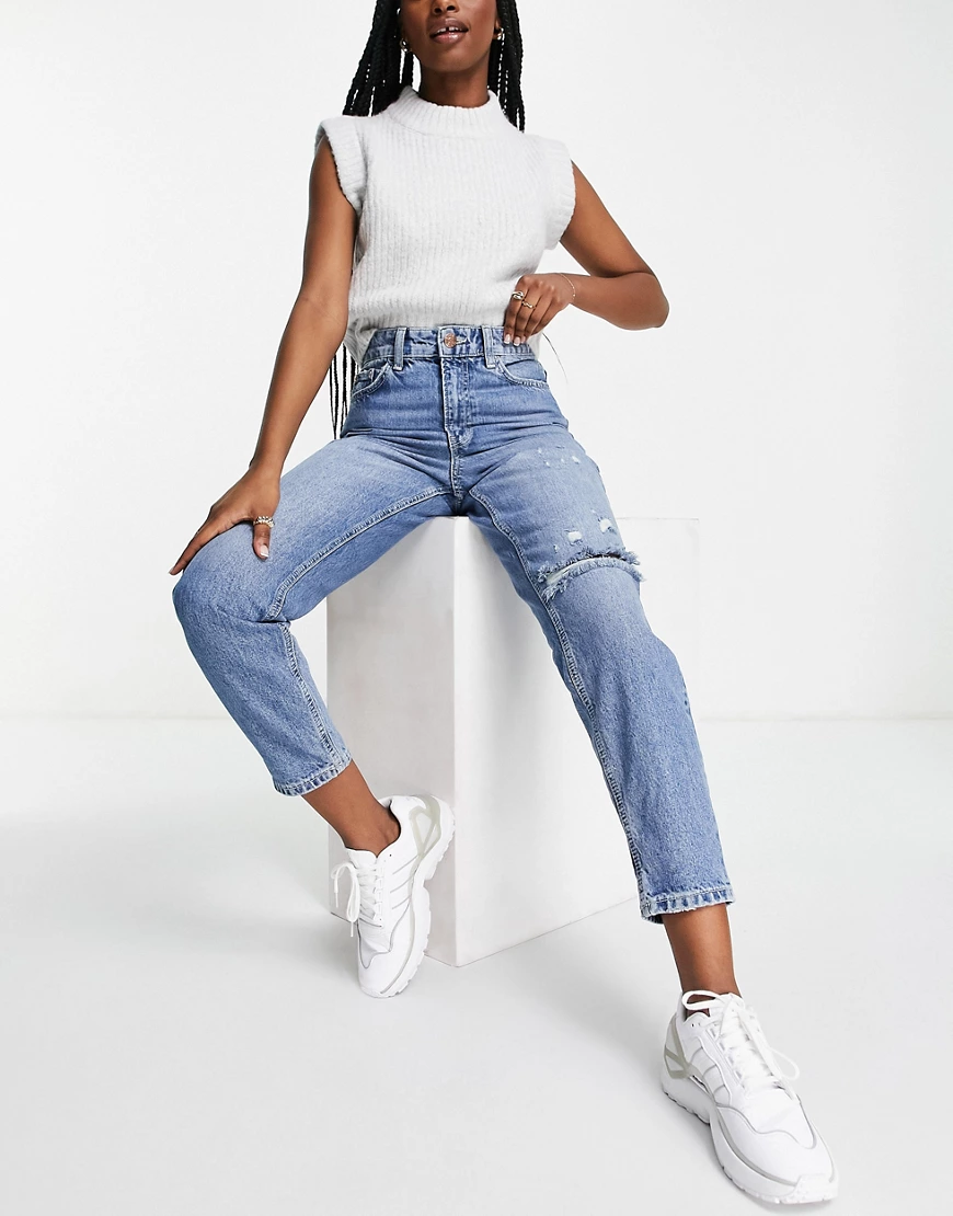 River Island – Zerrissene Mom-Jeans aus mittelblauem Denim mit hohem Bund günstig online kaufen