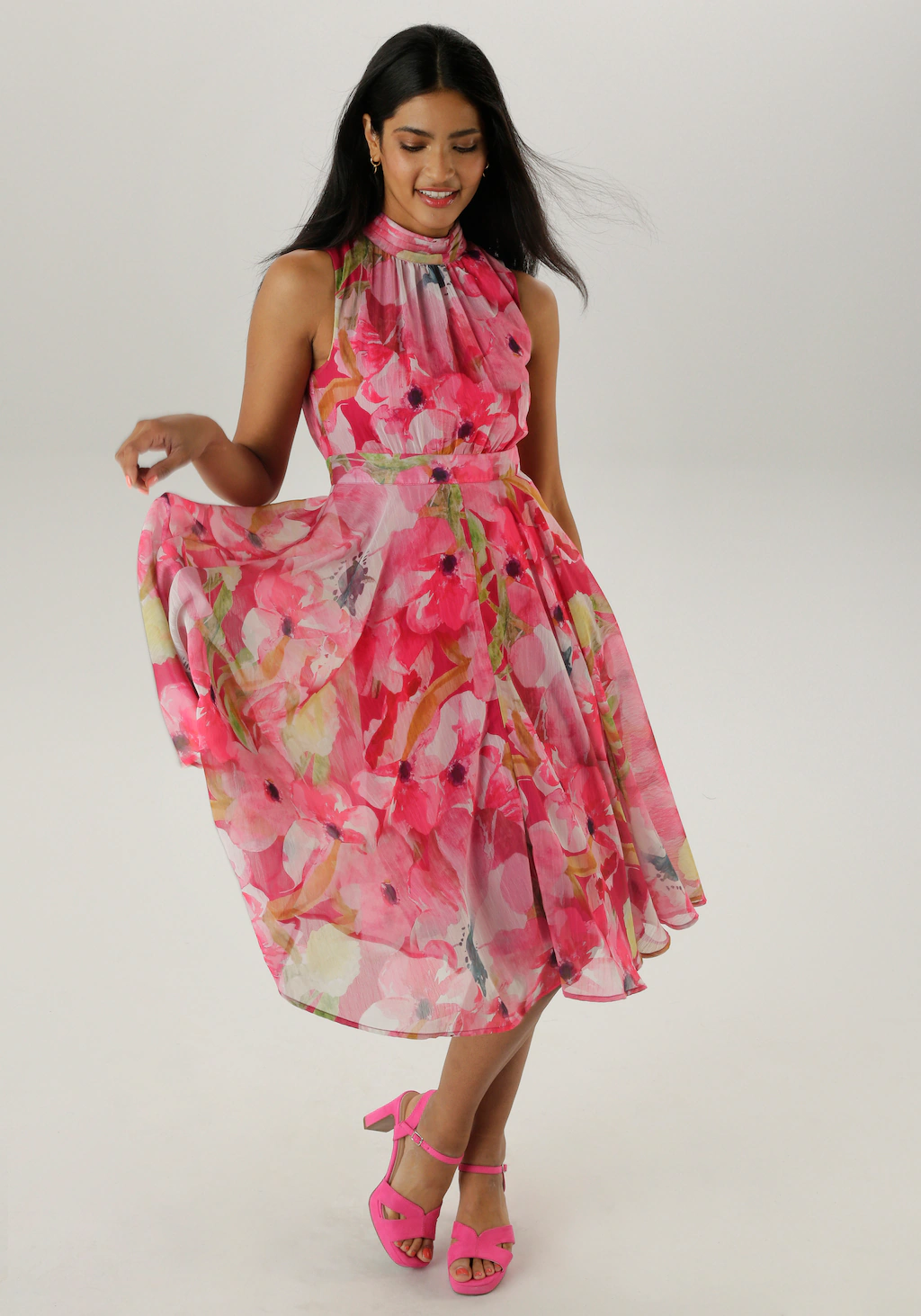 Aniston SELECTED Chiffonkleid, mit traumhafter, floraler Musterung günstig online kaufen