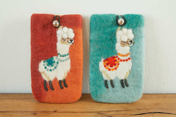 Schutzhülle Für Smartphone Aus Filz, 17x11cm, Lama In Orange Oder Grün günstig online kaufen