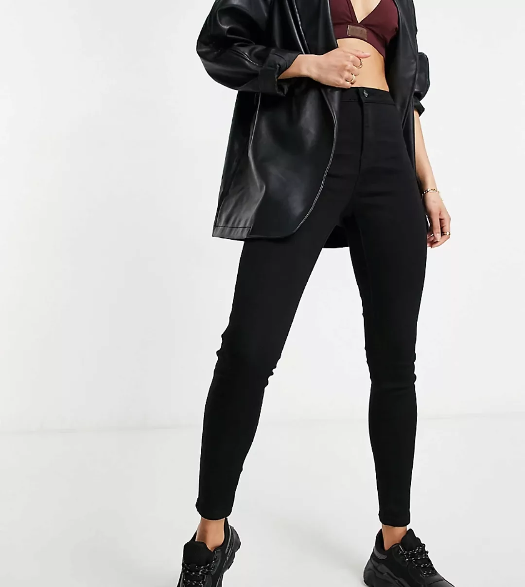 Missguided Tall – Vice – Eng geschnittene Jeans in Schwarz günstig online kaufen