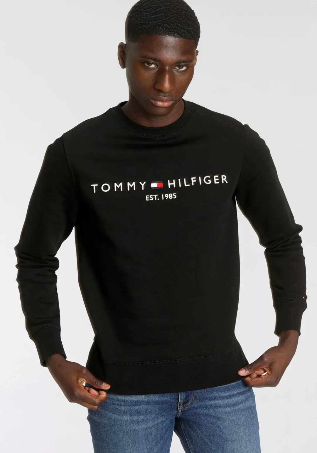 Tommy Hilfiger Sweatshirt "TOMMY LOGO SWEATSHIRT", mit klassischem Rundhals günstig online kaufen