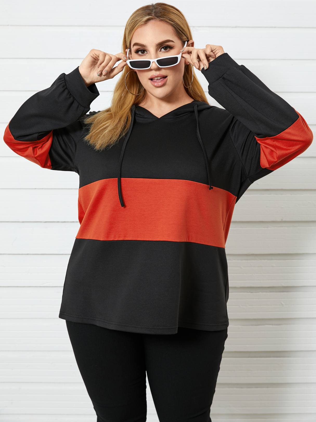 YOINS Plus Größe Patchwork Kapuzen Design Langarm Sweatshirt günstig online kaufen