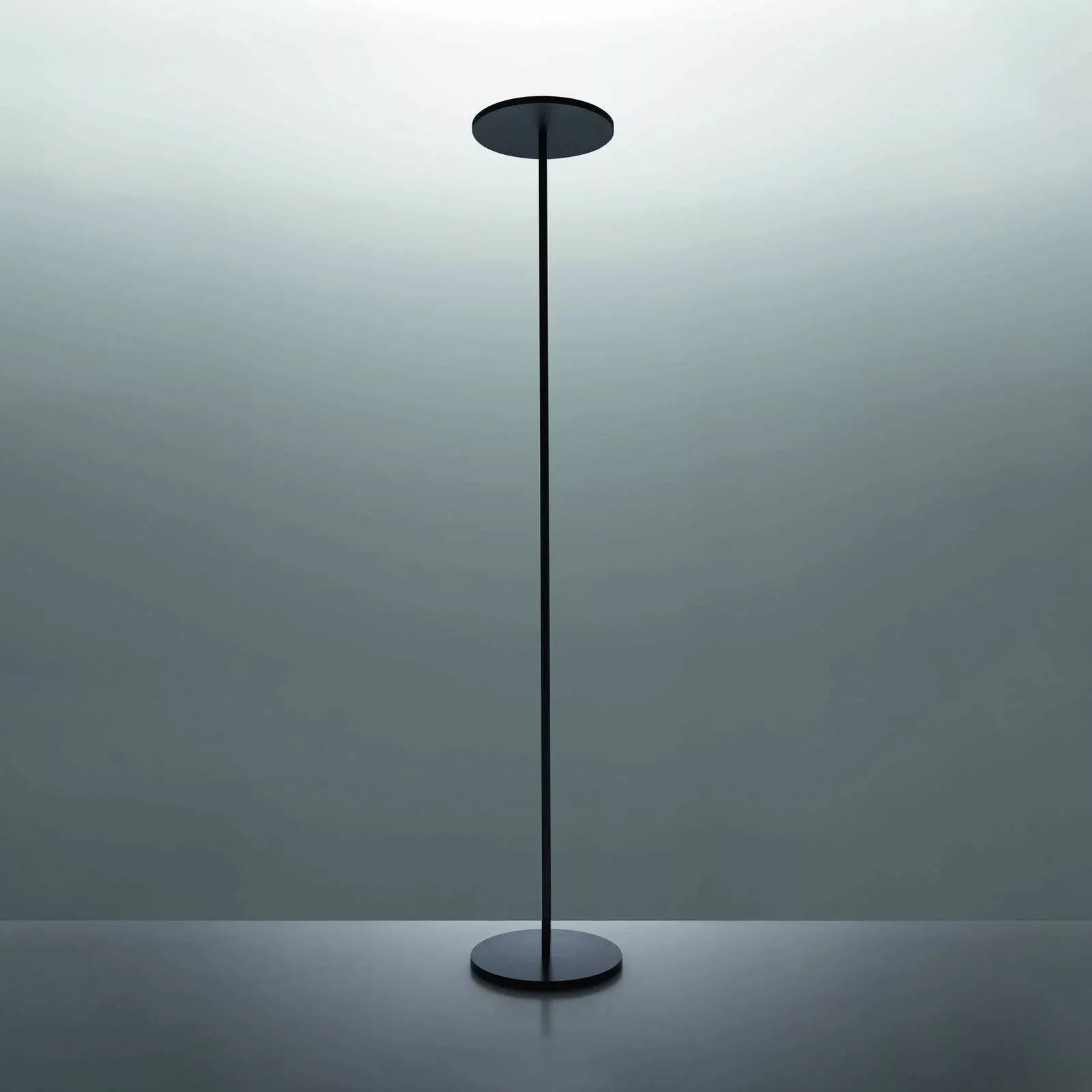 Artemide Athena Integralis Stehlampe 950 schwarz günstig online kaufen