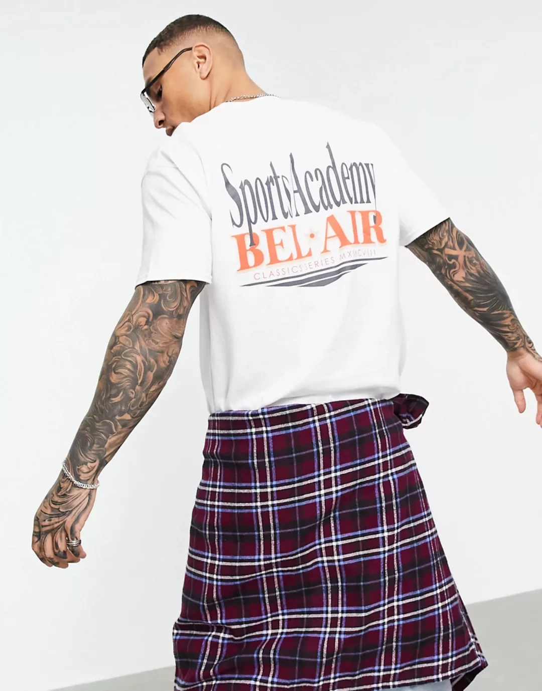 Topman – Oversize-T-Shirt mit „Sports Academy“-Print in Weiß günstig online kaufen