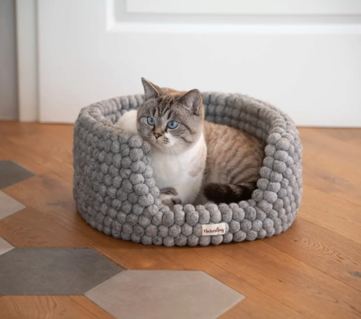 Filzkugel Katzenliege 40x20cm Doppellagig Aus 100% Schurwolle günstig online kaufen
