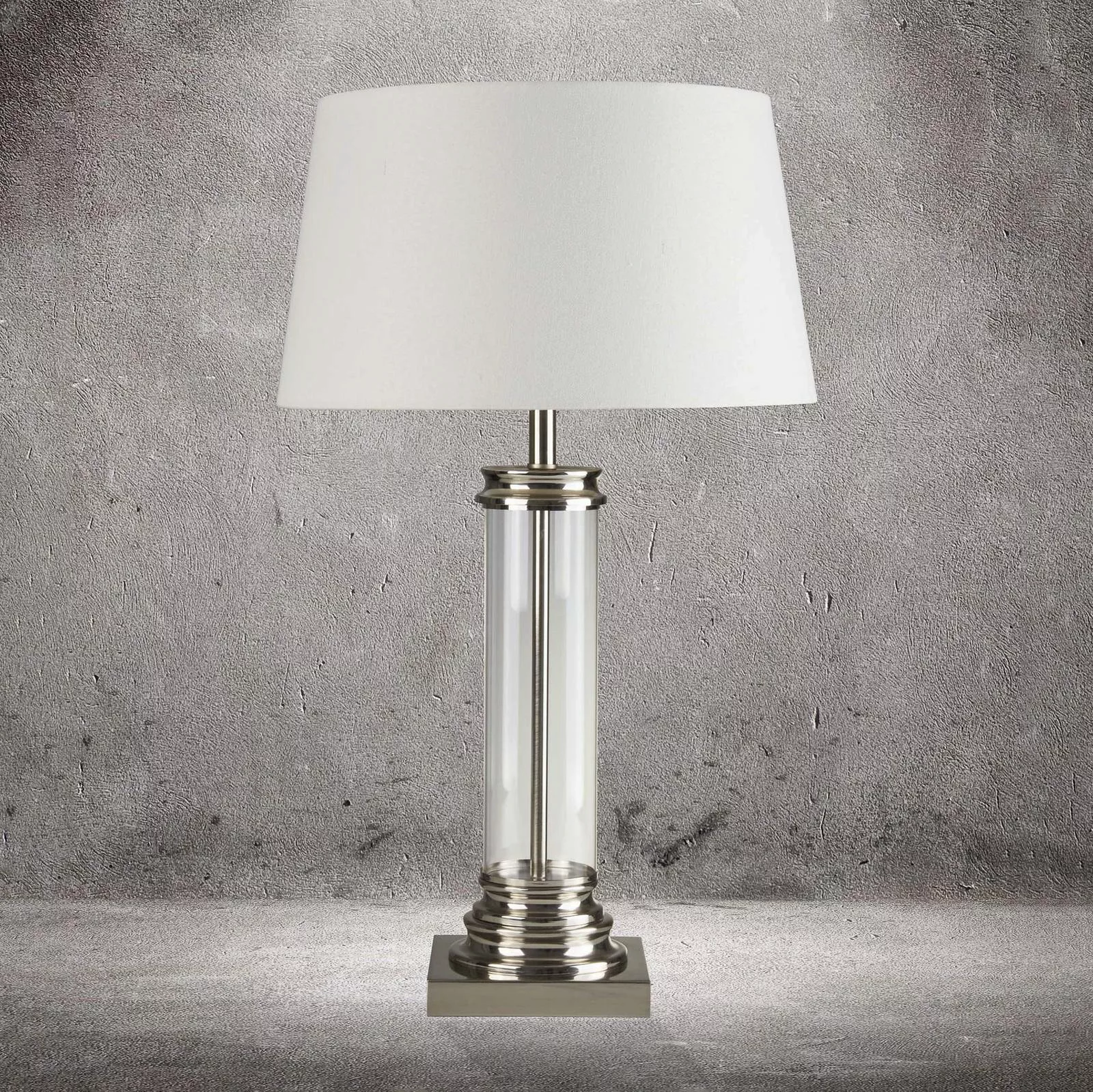 Tischleuchte Pedestal, silber mit Schirm in Creme günstig online kaufen